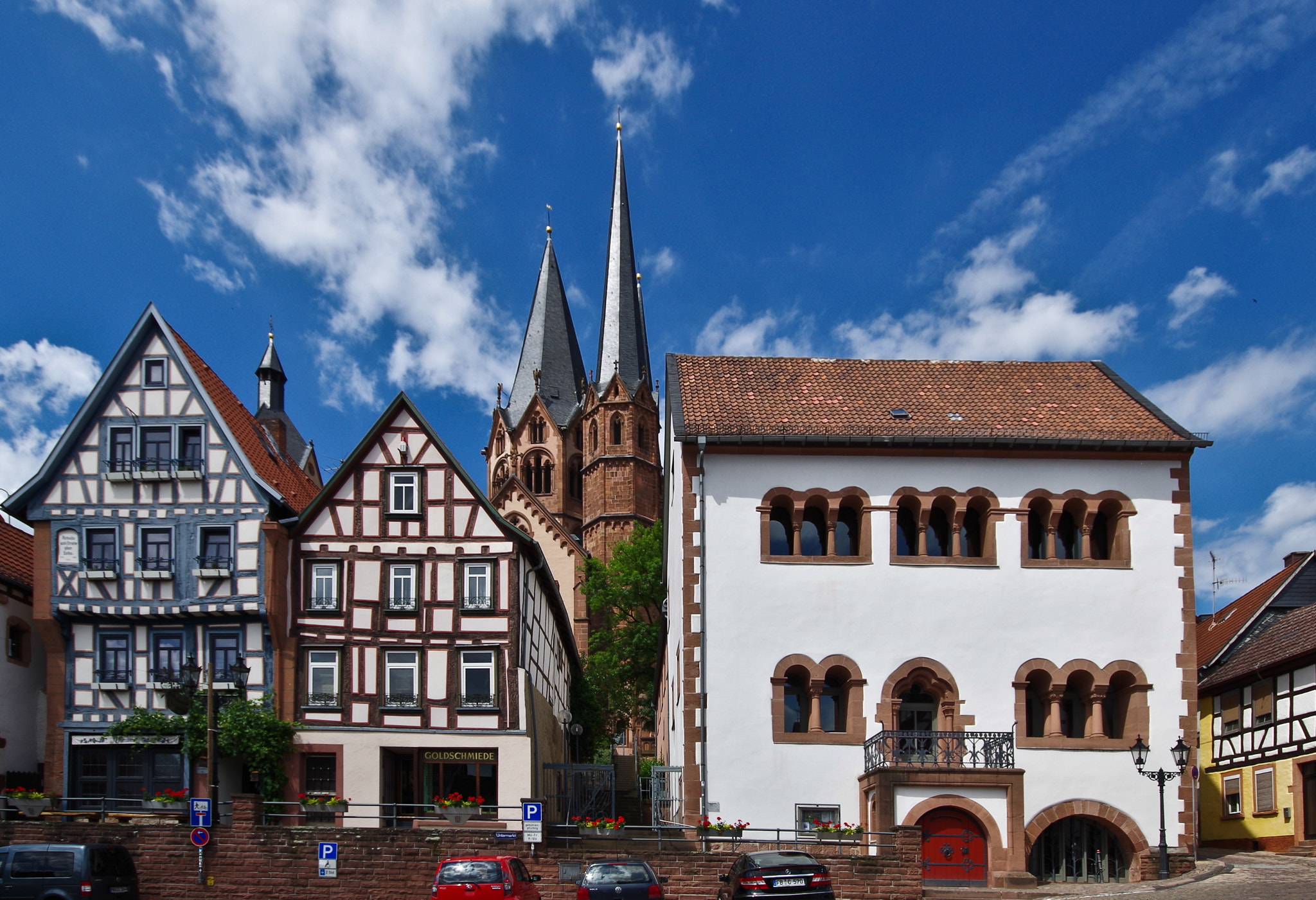 Pentax K-01 sample photo. Gelnhausen - der untermarkt mit romanischem haus photography