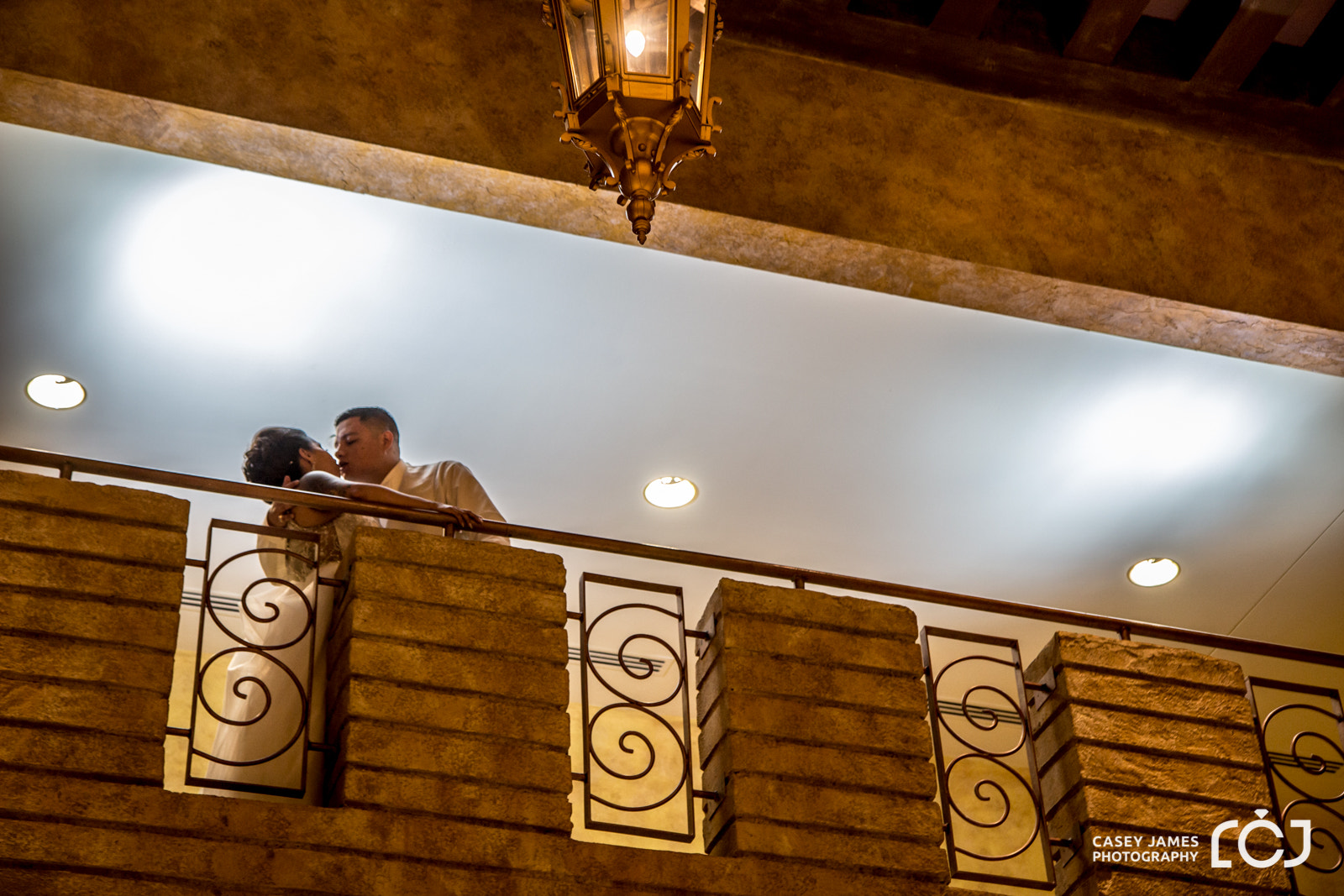 Canon EF-S 17-55mm F2.8 IS USM sample photo. Kansas city wedding photographer argosy casino photography