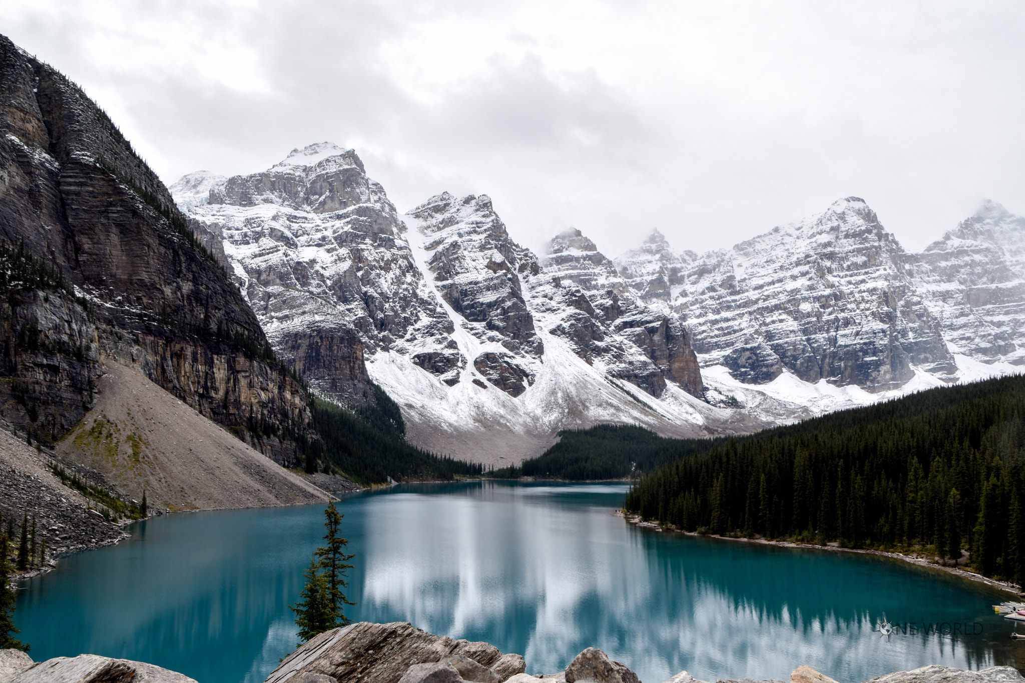 Nikon D5500 sample photo. Moraine lake lookout photography