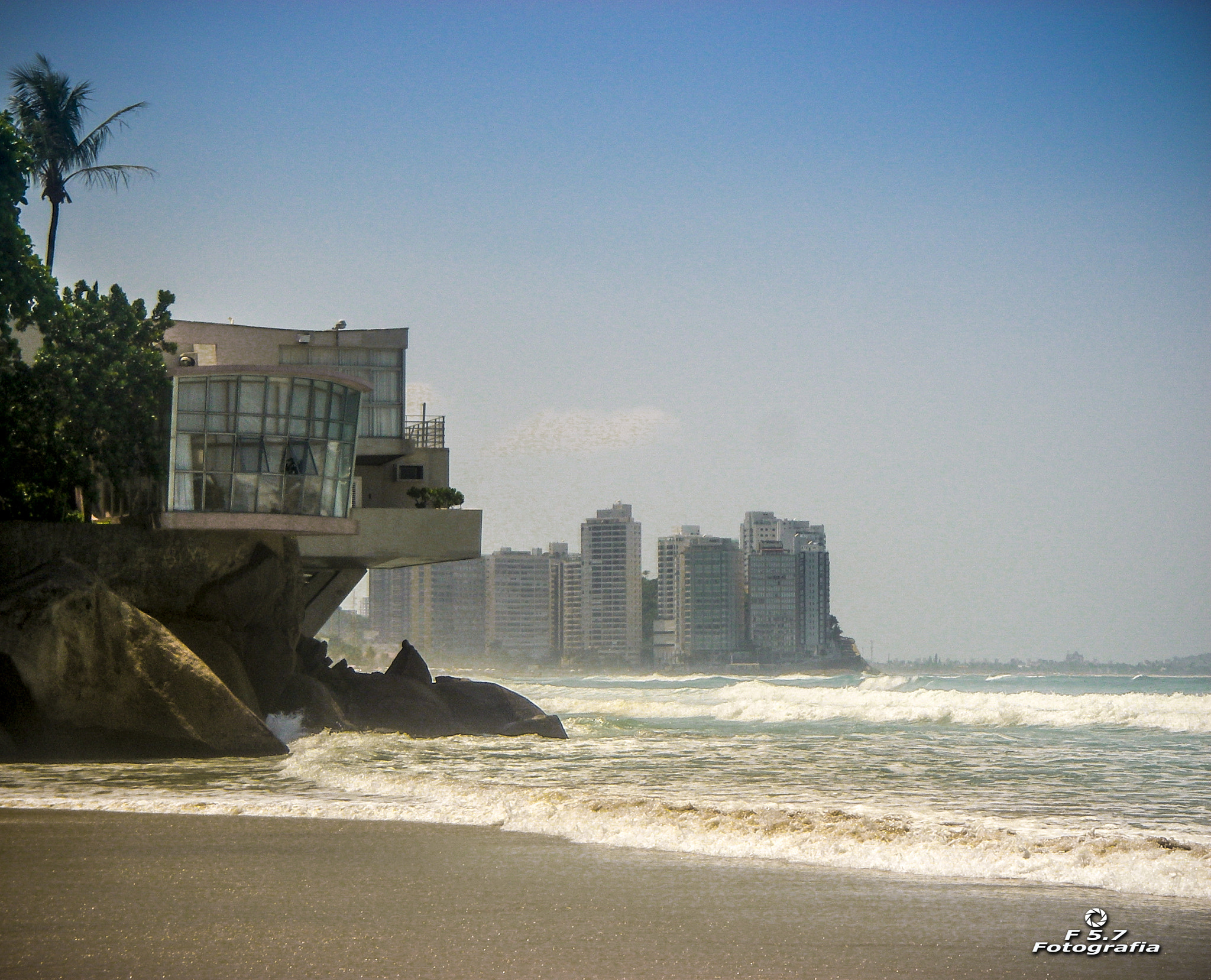 Pentax OPTIO W10 sample photo. House on rocks - guarujá - brasil photography