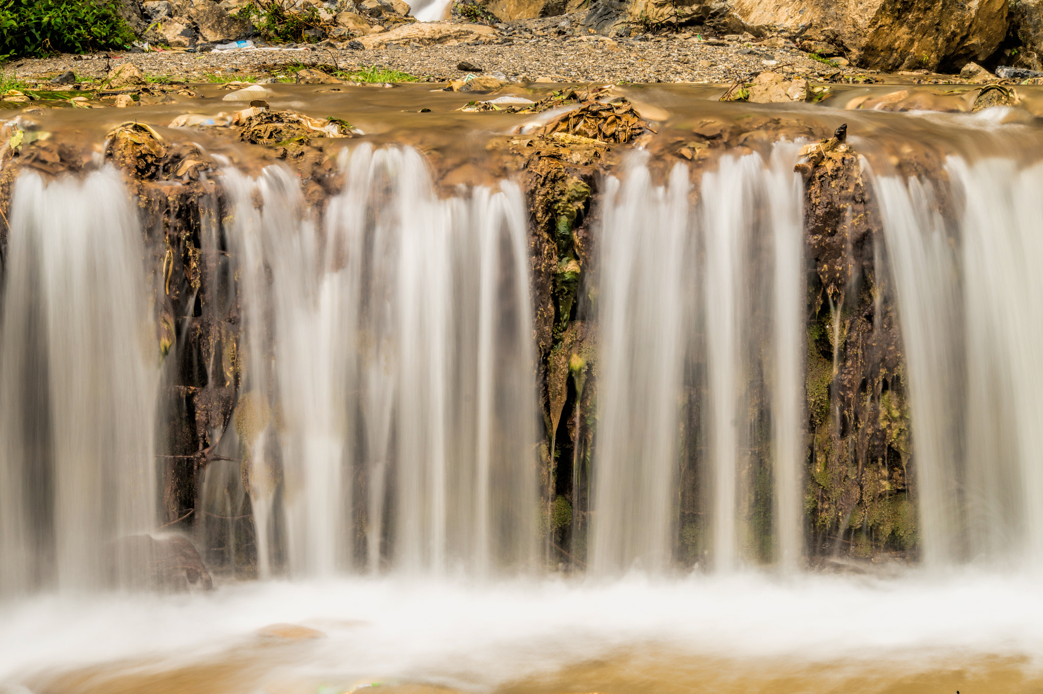 Sony SLT-A58 + Sigma 70-300mm F4-5.6 DL Macro sample photo. Mellow fountain photography