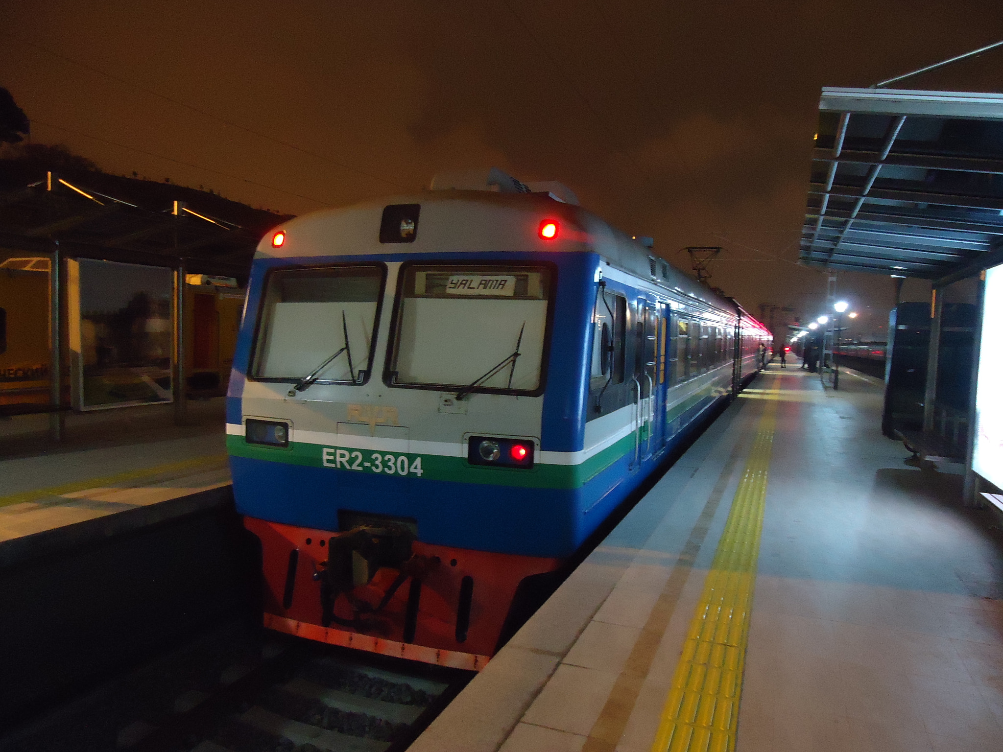 Sony DSC-W550 sample photo. Electric train of azerbaijan railways photography