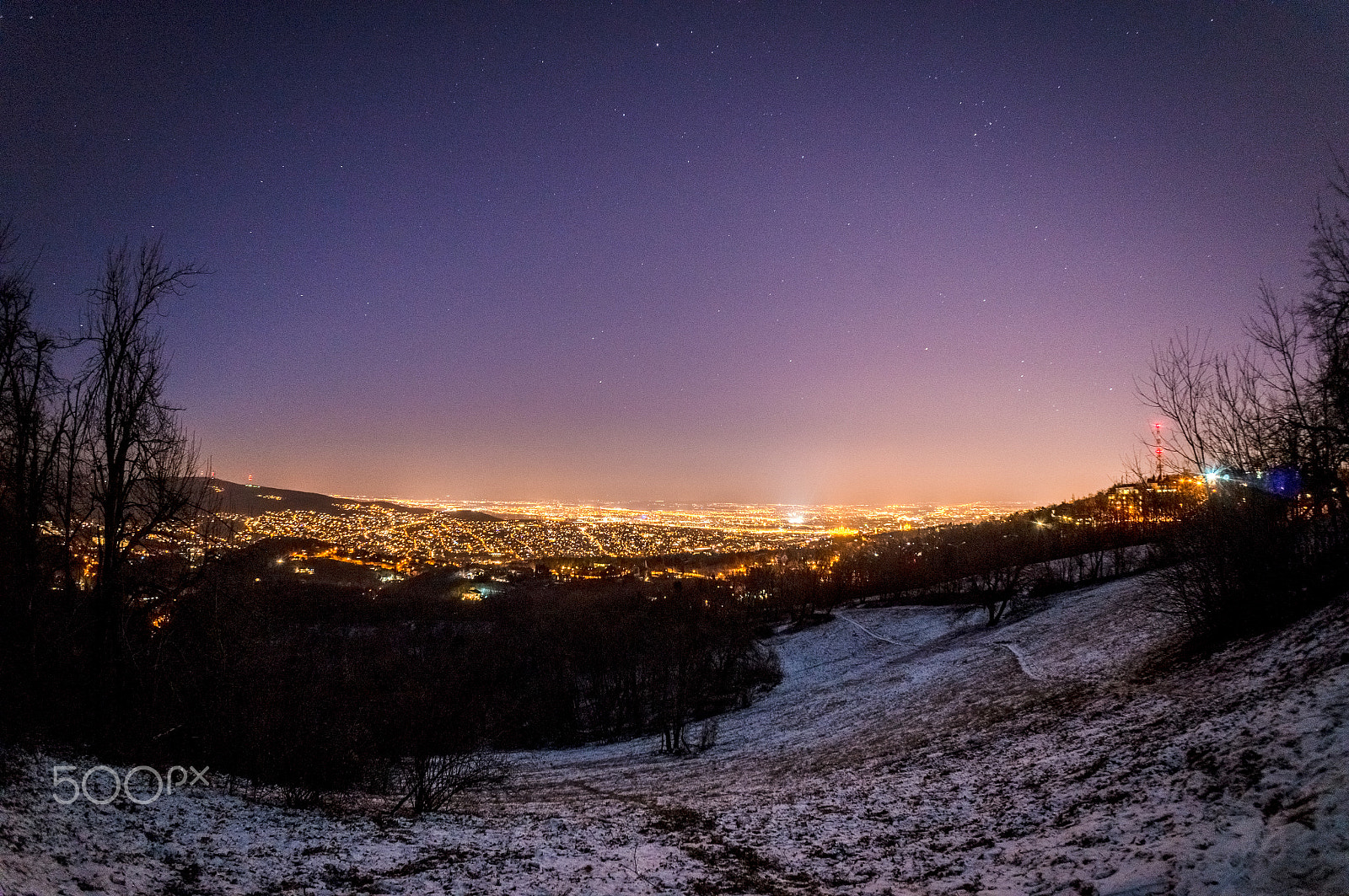 Sony Alpha NEX-6 + Sony E 16mm F2.8 sample photo. Budanight photography