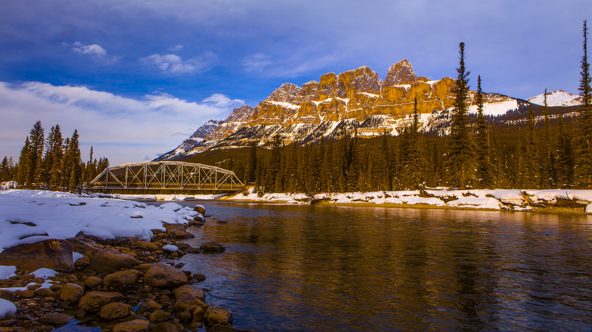 Canon EOS 5DS R + Canon EF 24-70mm F2.8L USM sample photo. Castle mountain sunset photography