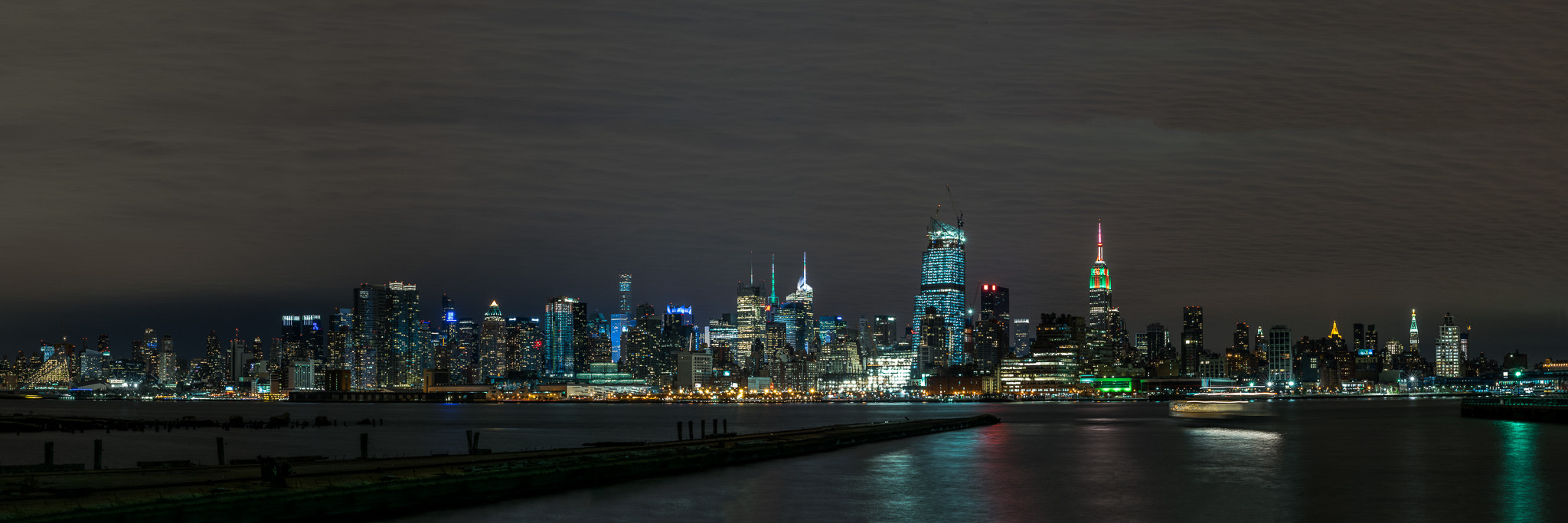 Nikon D3300 + Nikon AF-S Nikkor 50mm F1.4G sample photo. Manhattan skyline photography