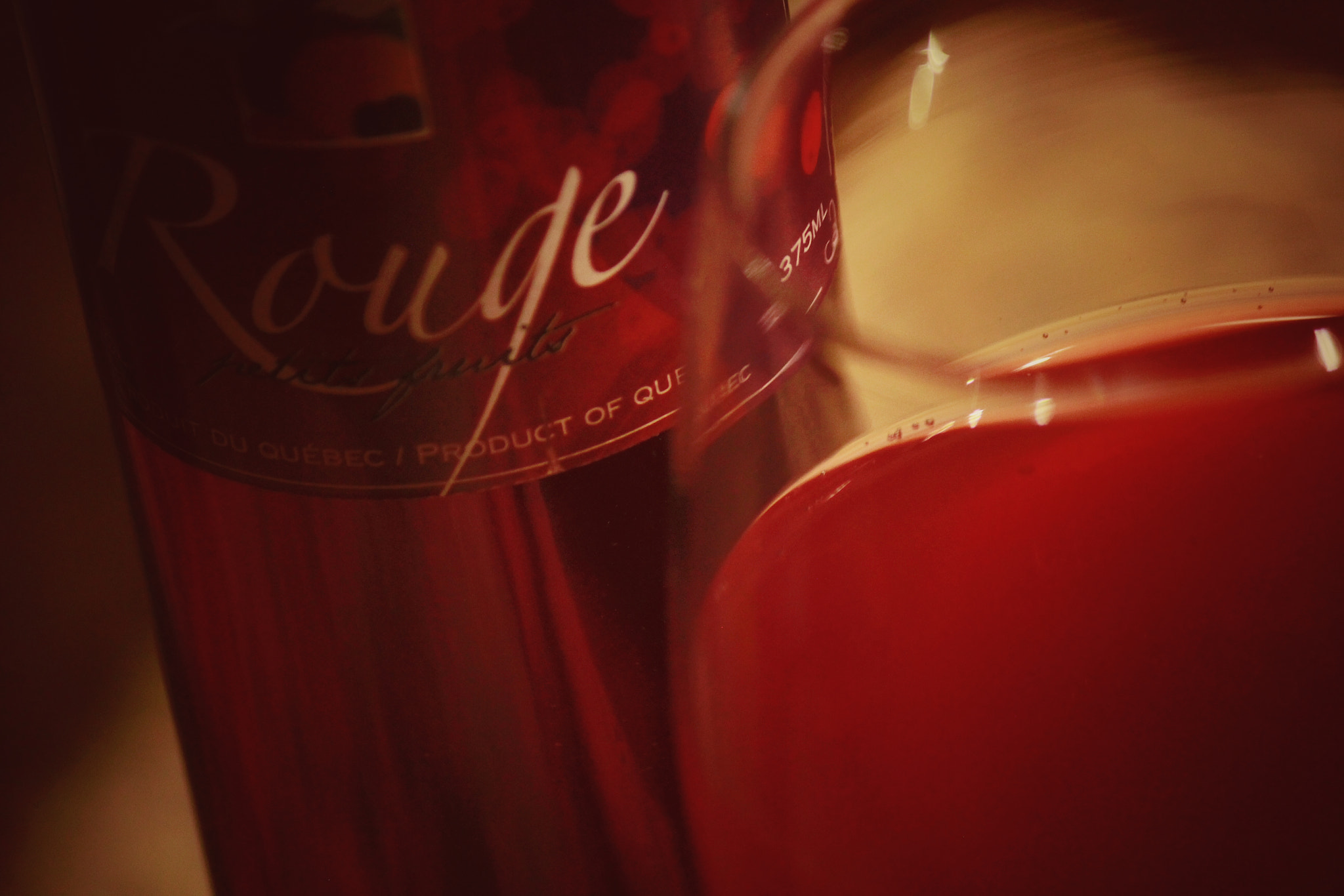 Canon EF-S 55-250mm F4-5.6 IS II sample photo. Rouge photography