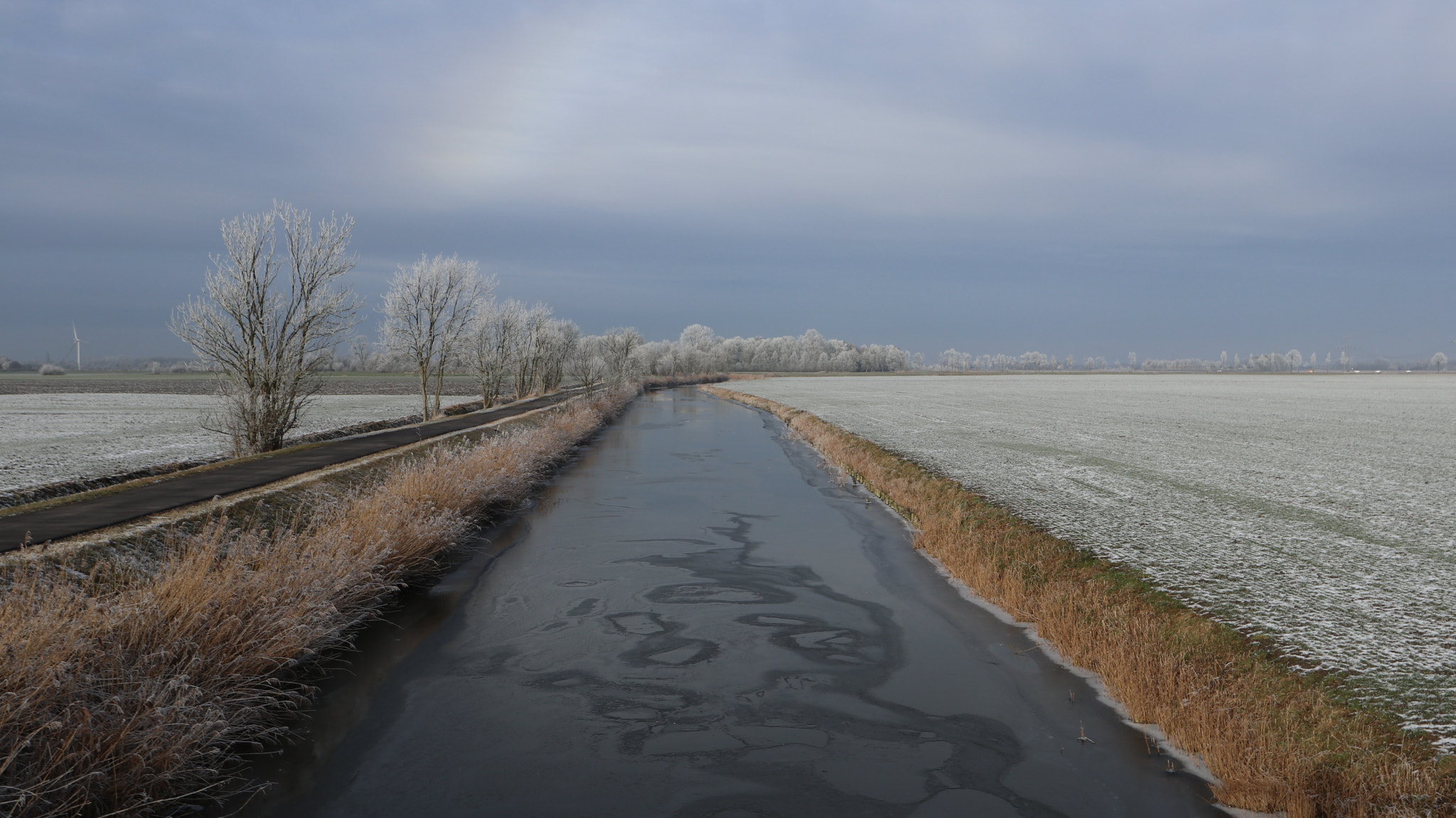 Canon EF-M 11-22mm F4-5.6 IS STM sample photo. Img photography