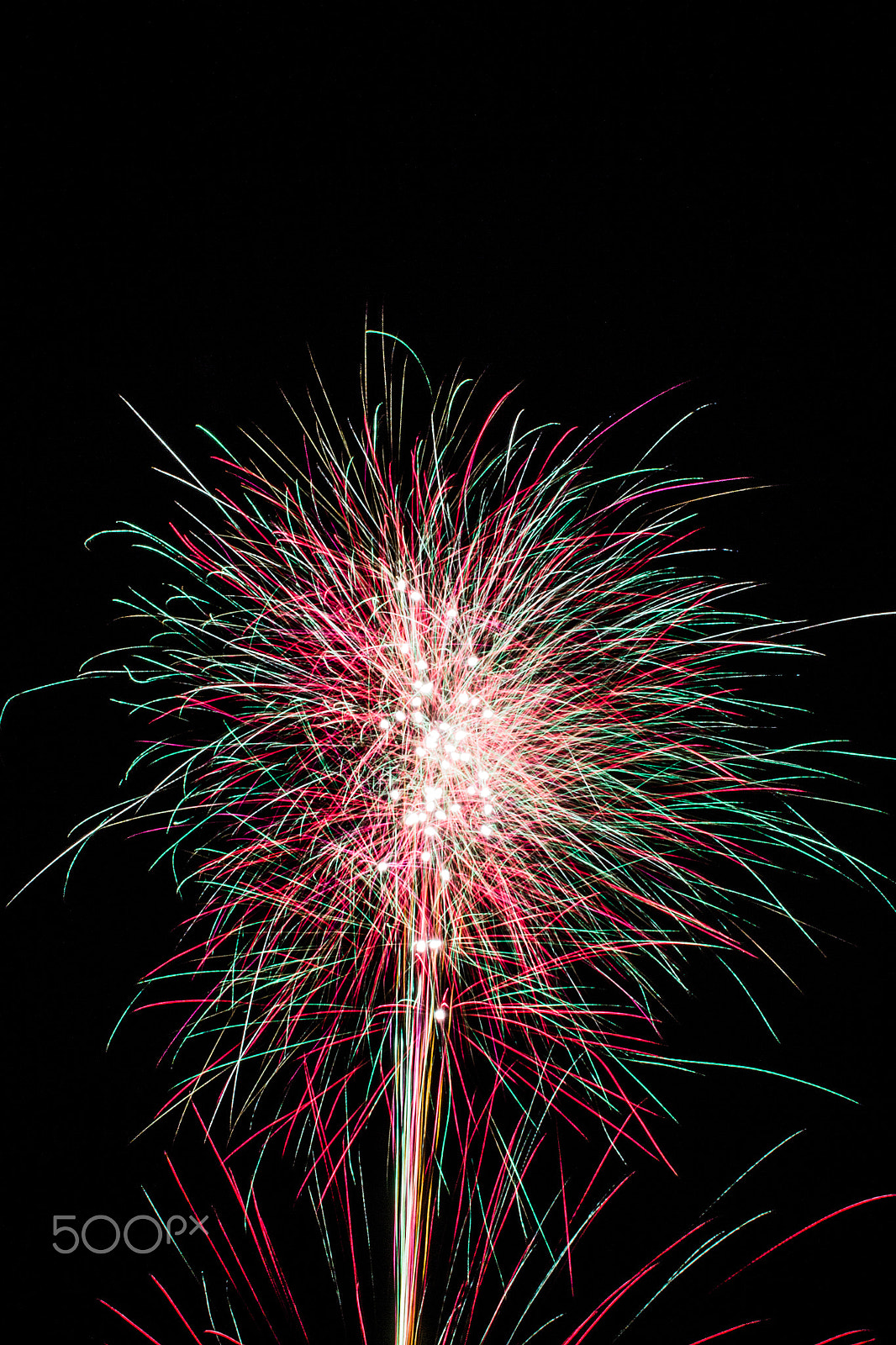 Canon EOS 60D + Sigma 24-70mm F2.8 EX DG Macro sample photo. Firework photography