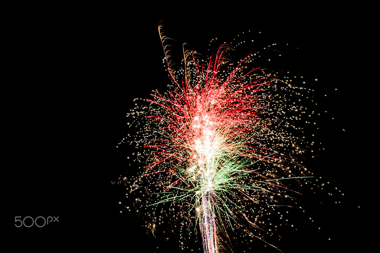 Canon EOS 60D + Sigma 24-70mm F2.8 EX DG Macro sample photo. Firework photography