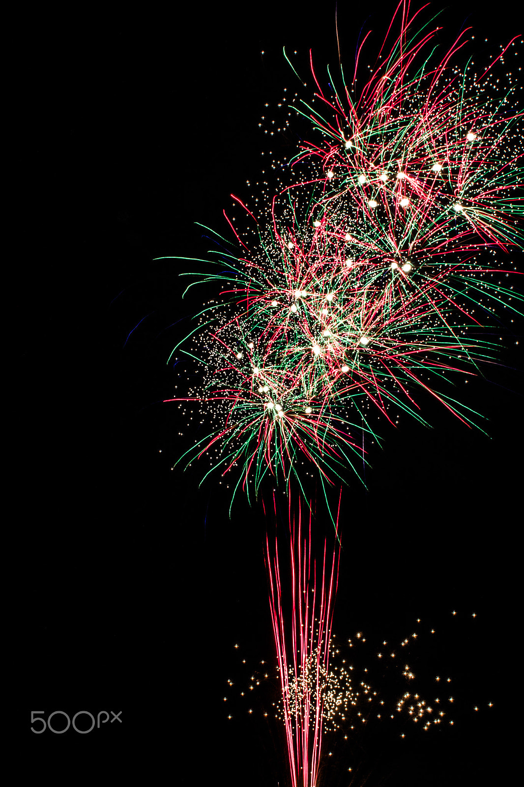 Canon EOS 60D + Sigma 24-70mm F2.8 EX DG Macro sample photo. Firework photography