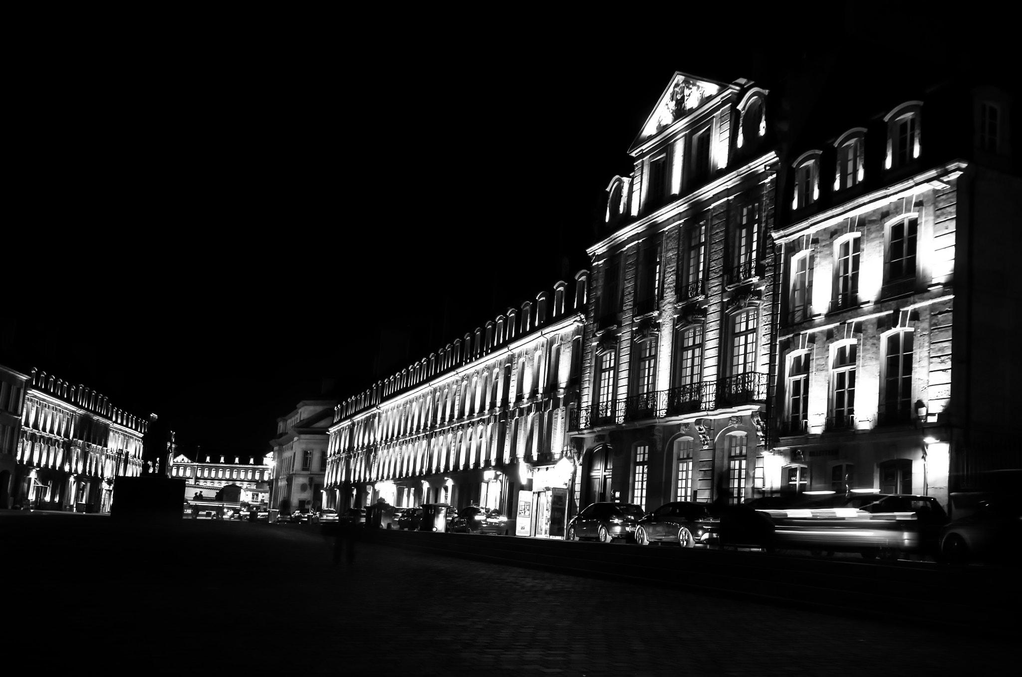 Sigma AF 10-20mm F4-5.6 EX DC sample photo. Place saint-sauveur à caen (calvados) photography