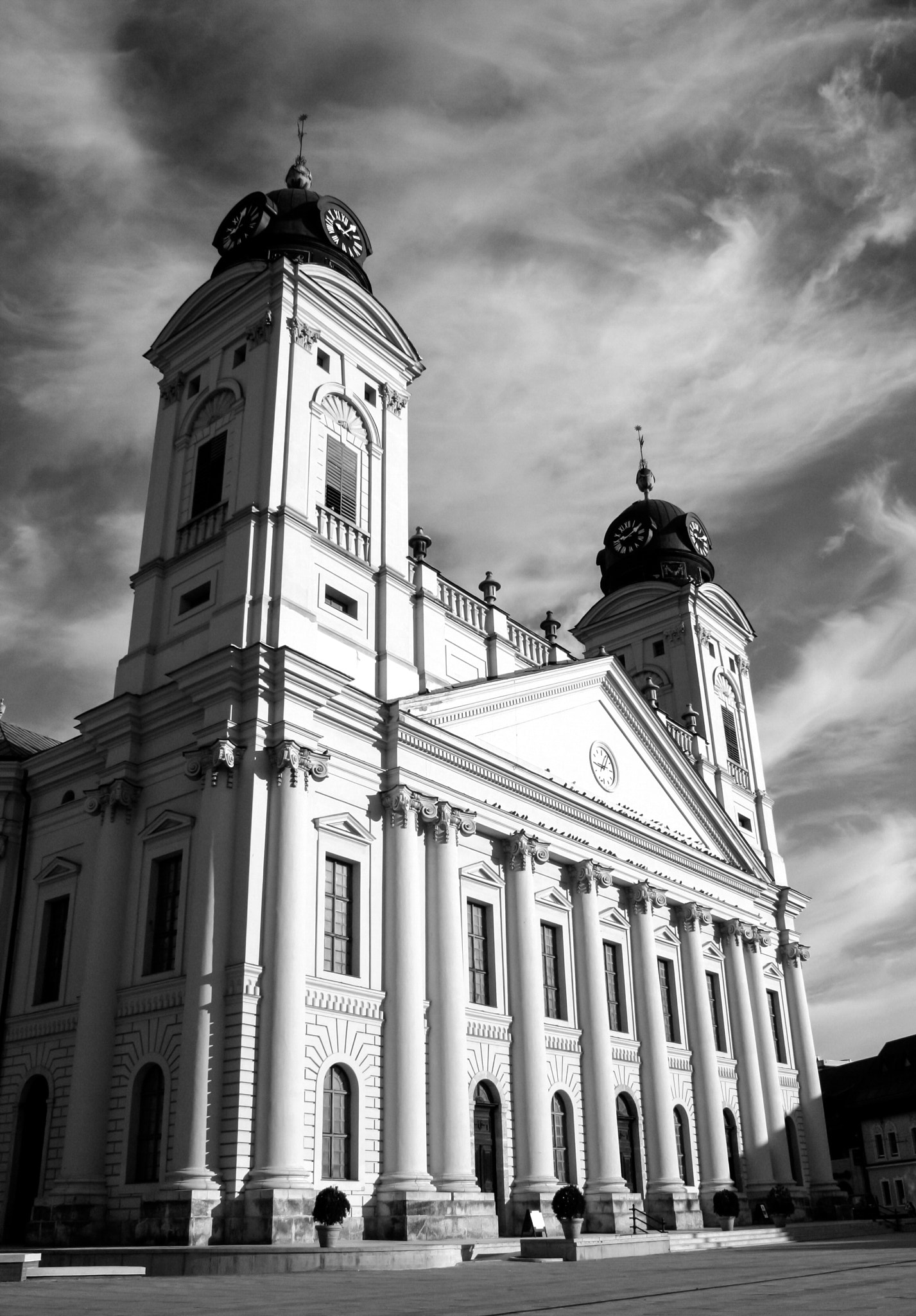 Canon EF 50mm f/1.8 sample photo. The great church photography
