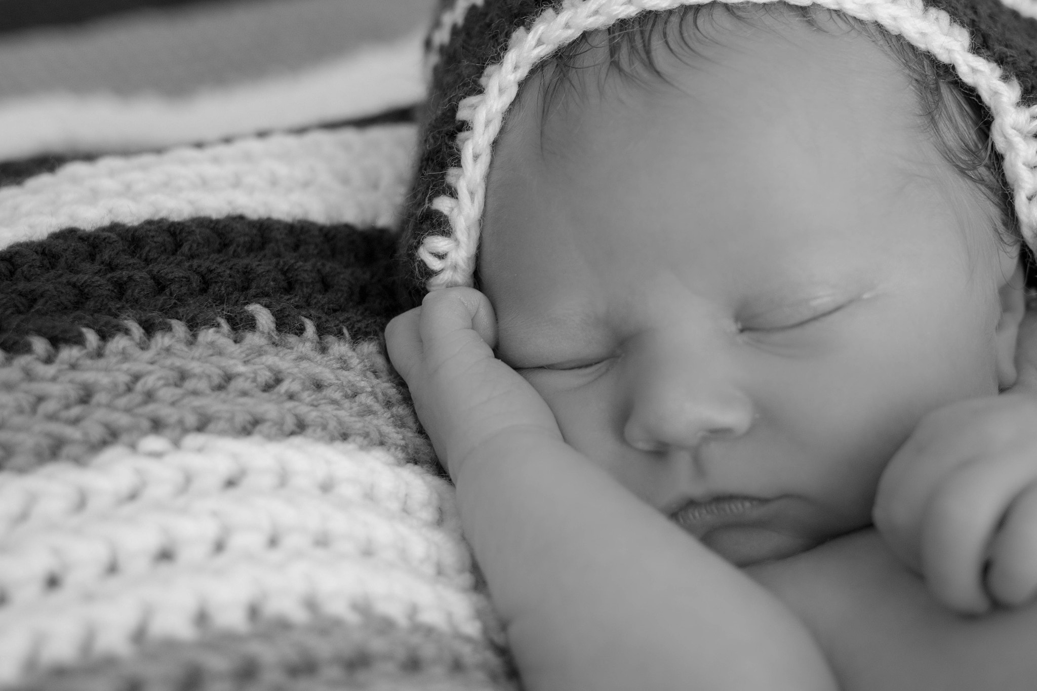 Canon EF 35mm F2 IS USM sample photo. My newborn son -1 week old photography