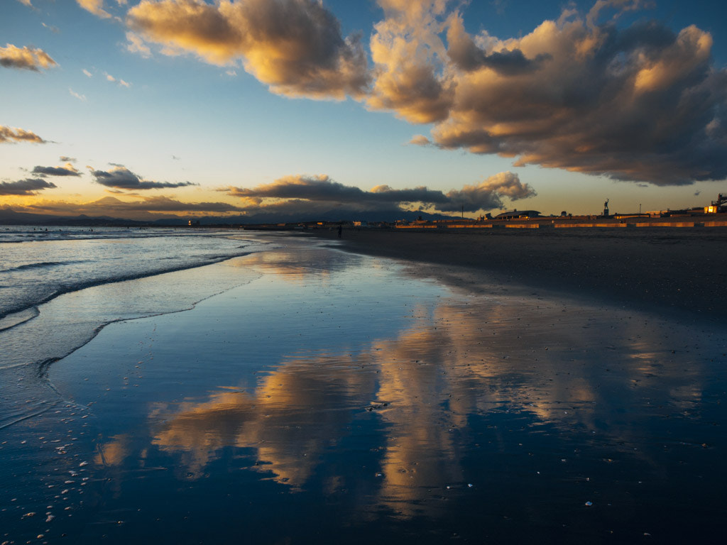 Panasonic Lumix DMC-G6 + Olympus M.Zuiko Digital ED 12-40mm F2.8 Pro sample photo. Beach photography