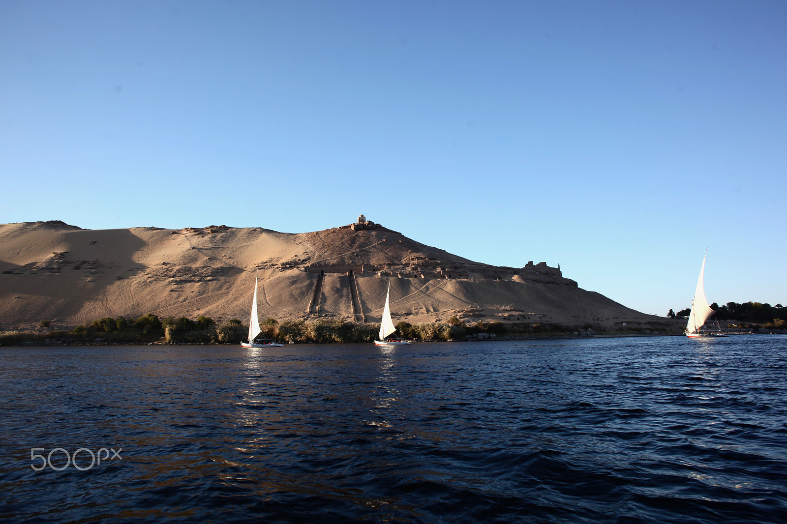 Canon EF 24mm F2.8 sample photo. Nile queen photography