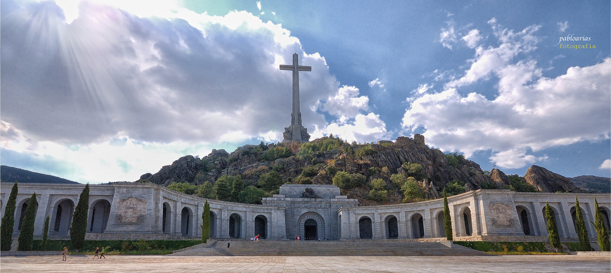 Sigma 10-20mm F4-5.6 EX DC HSM sample photo. Basílica del valle de los caidos photography