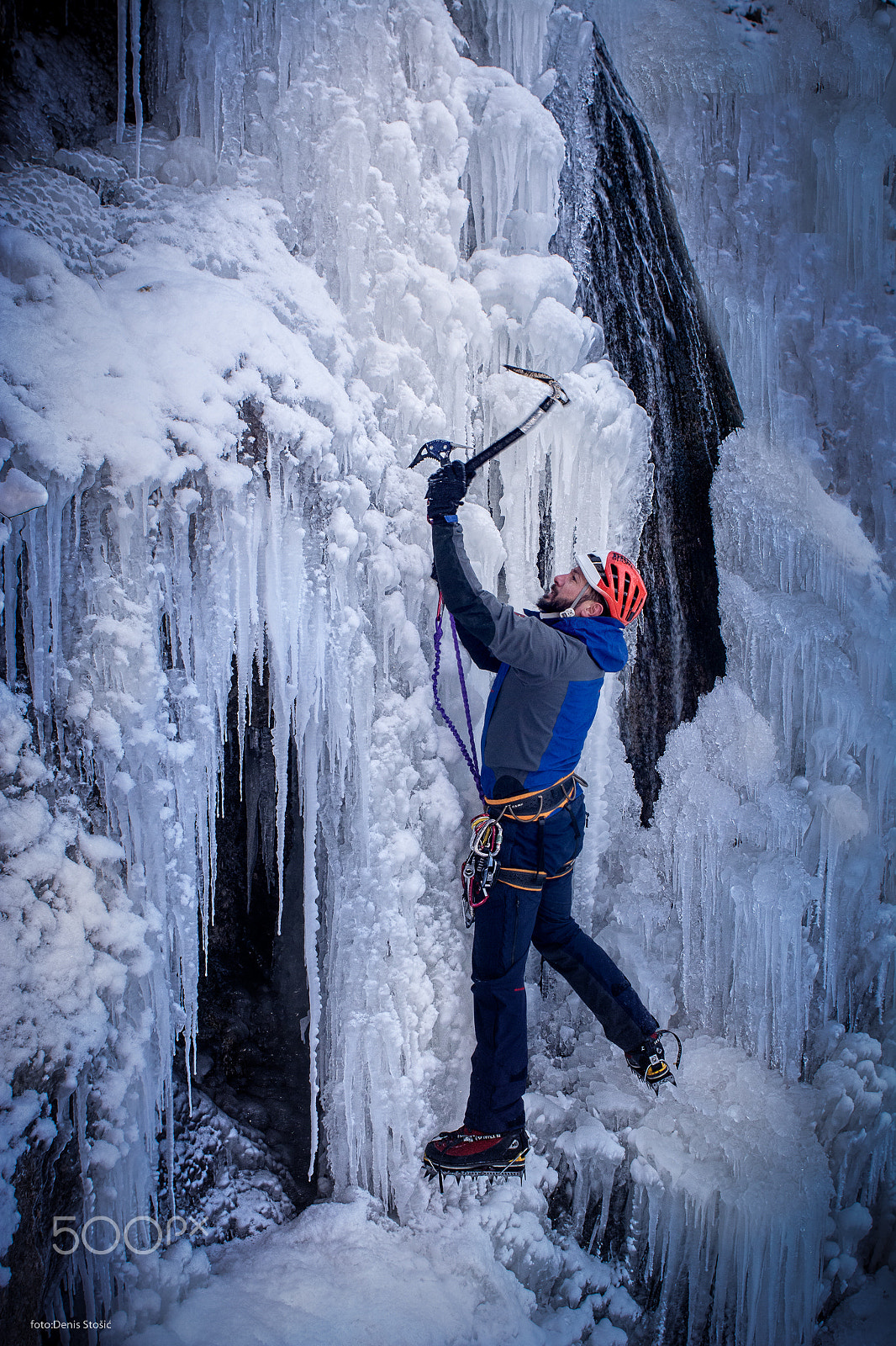 Nikon D7100 sample photo. Ice climber photography