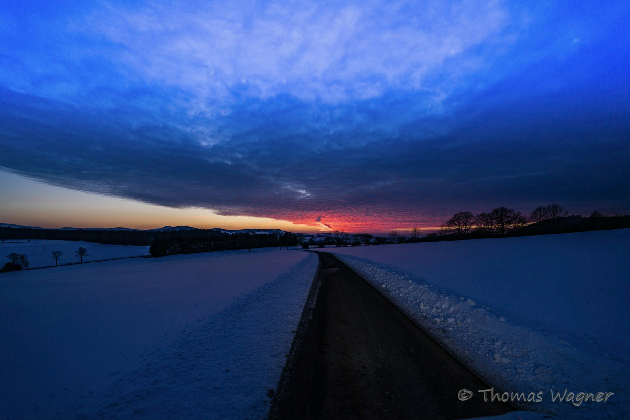 Samyang AF 14mm F2.8 FE sample photo. Sunrise "in der röhn" photography