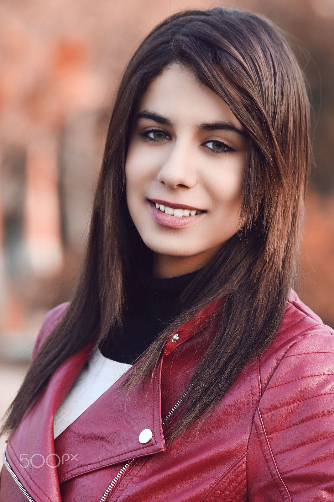 Canon EF 70-300mm F4-5.6 IS USM sample photo. Portrait photography