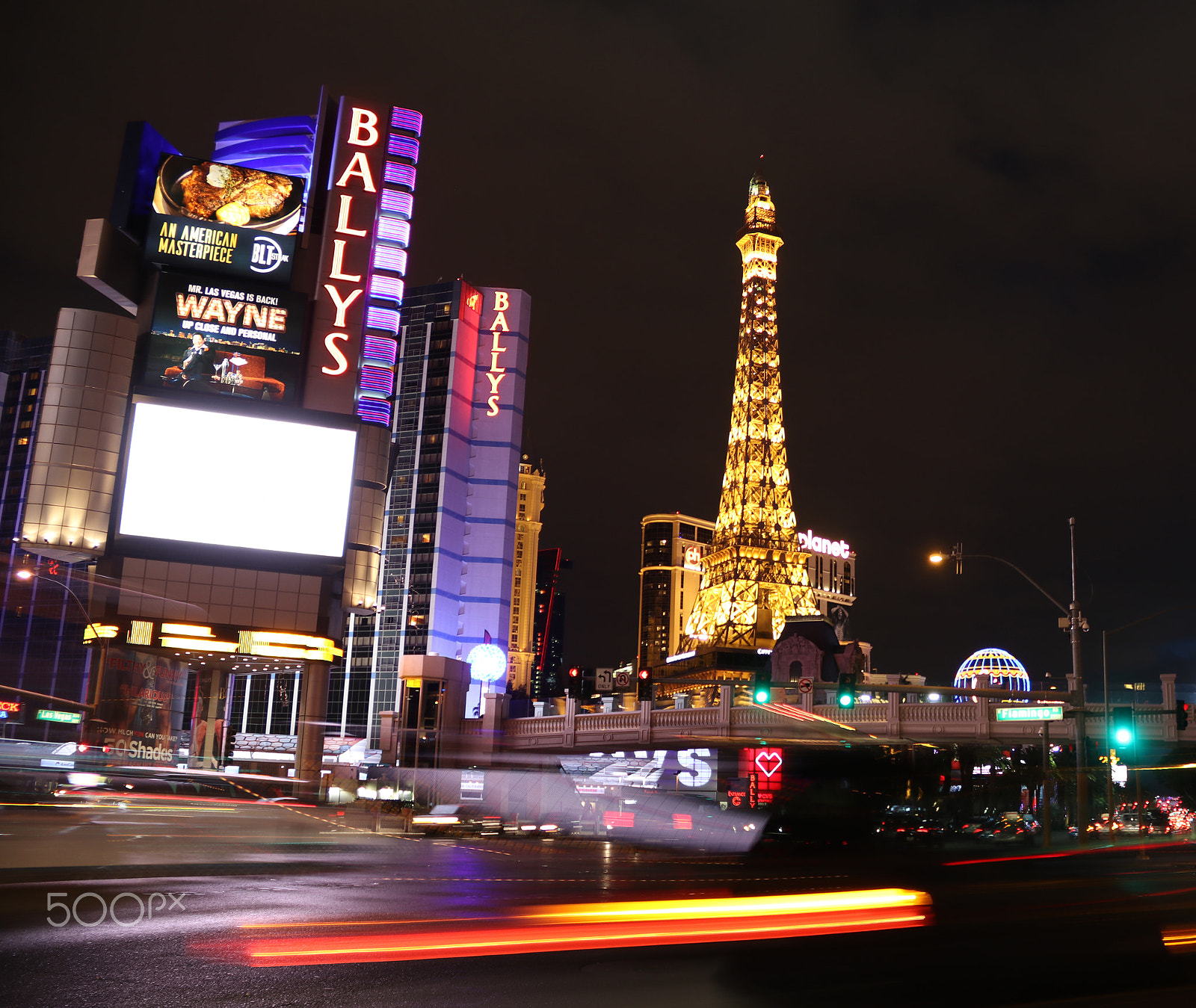 Canon EF-S 18-135mm F3.5-5.6 IS sample photo. Las vegas - ballys photography