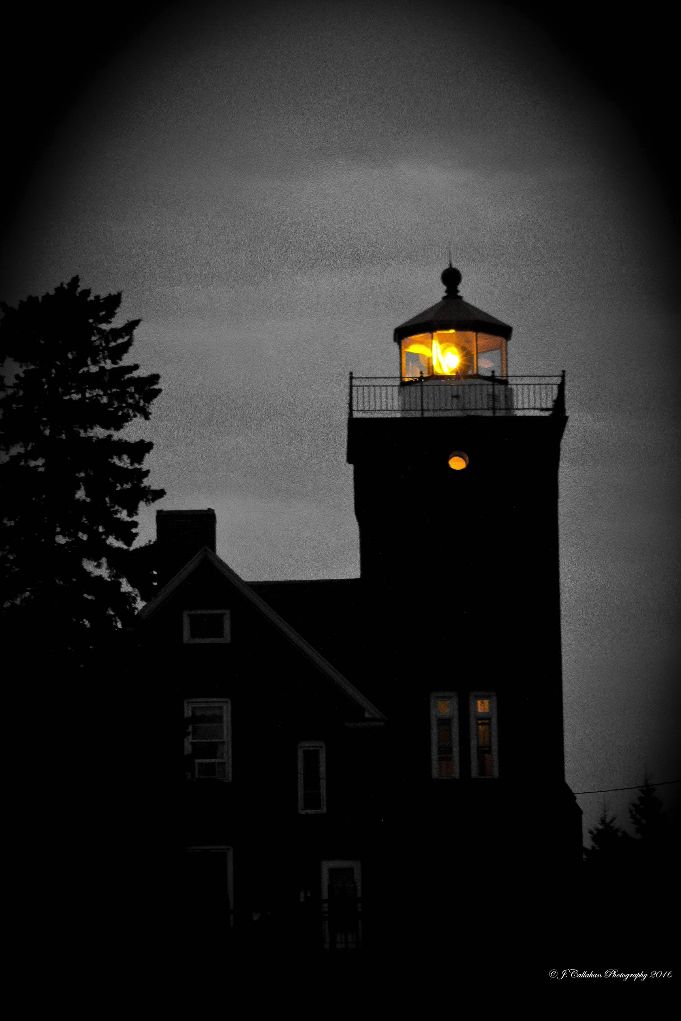 Canon EF 80-200mm F4.5-5.6 II sample photo. Dawn at the lighthouse photography