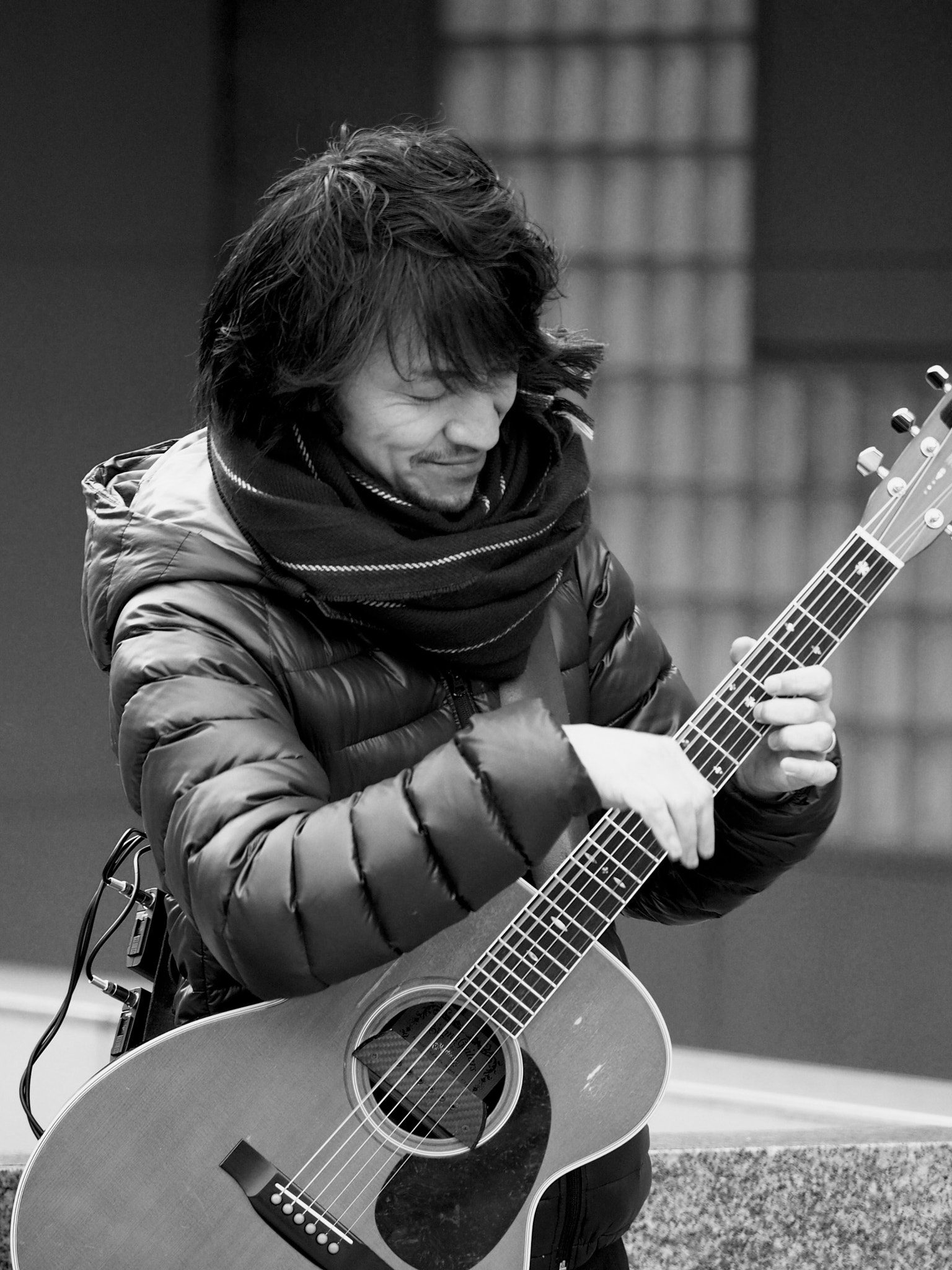 Olympus OM-D E-M5 sample photo. Happy guitarist, kyoto, japan photography