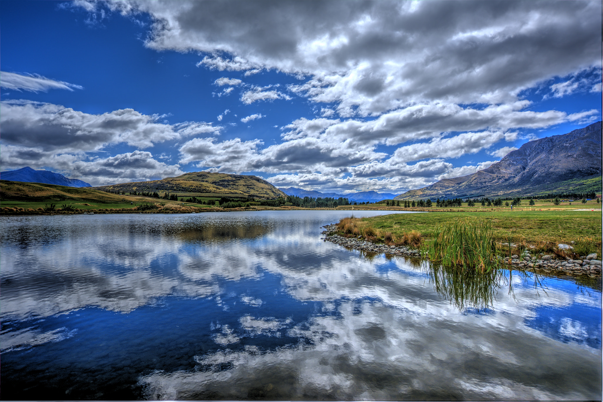 Nikon D5200 + Sigma 10-20mm F3.5 EX DC HSM sample photo. Reflections in queenstown photography