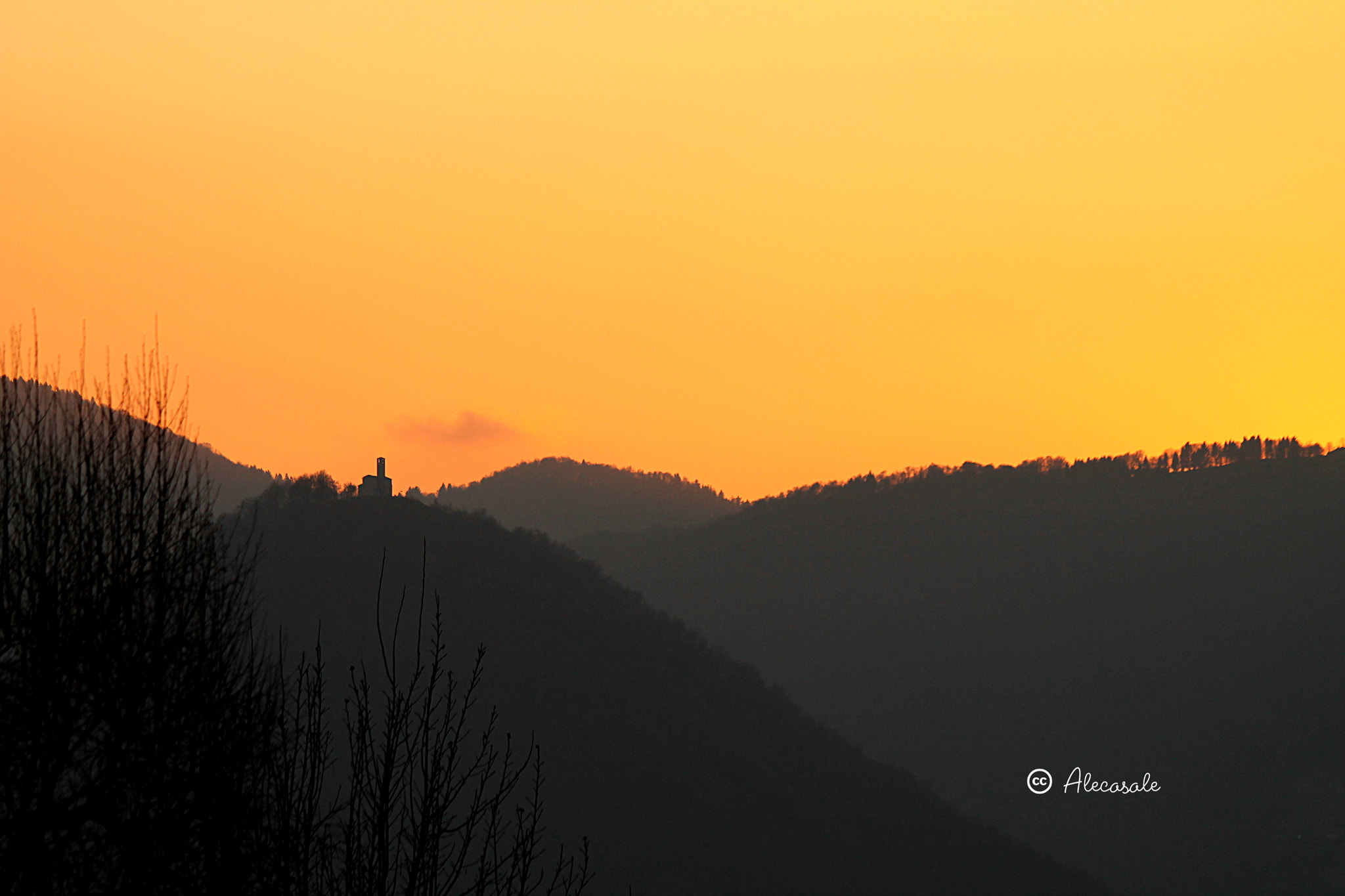 Canon EF 70-300mm F4-5.6 IS USM sample photo. Tramonto in val d'intelvi photography