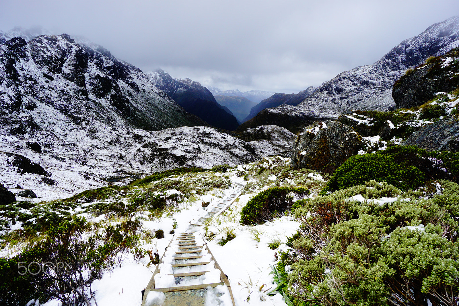 Sony a6000 + Sony E 10-18mm F4 OSS sample photo. Routeburn track photography