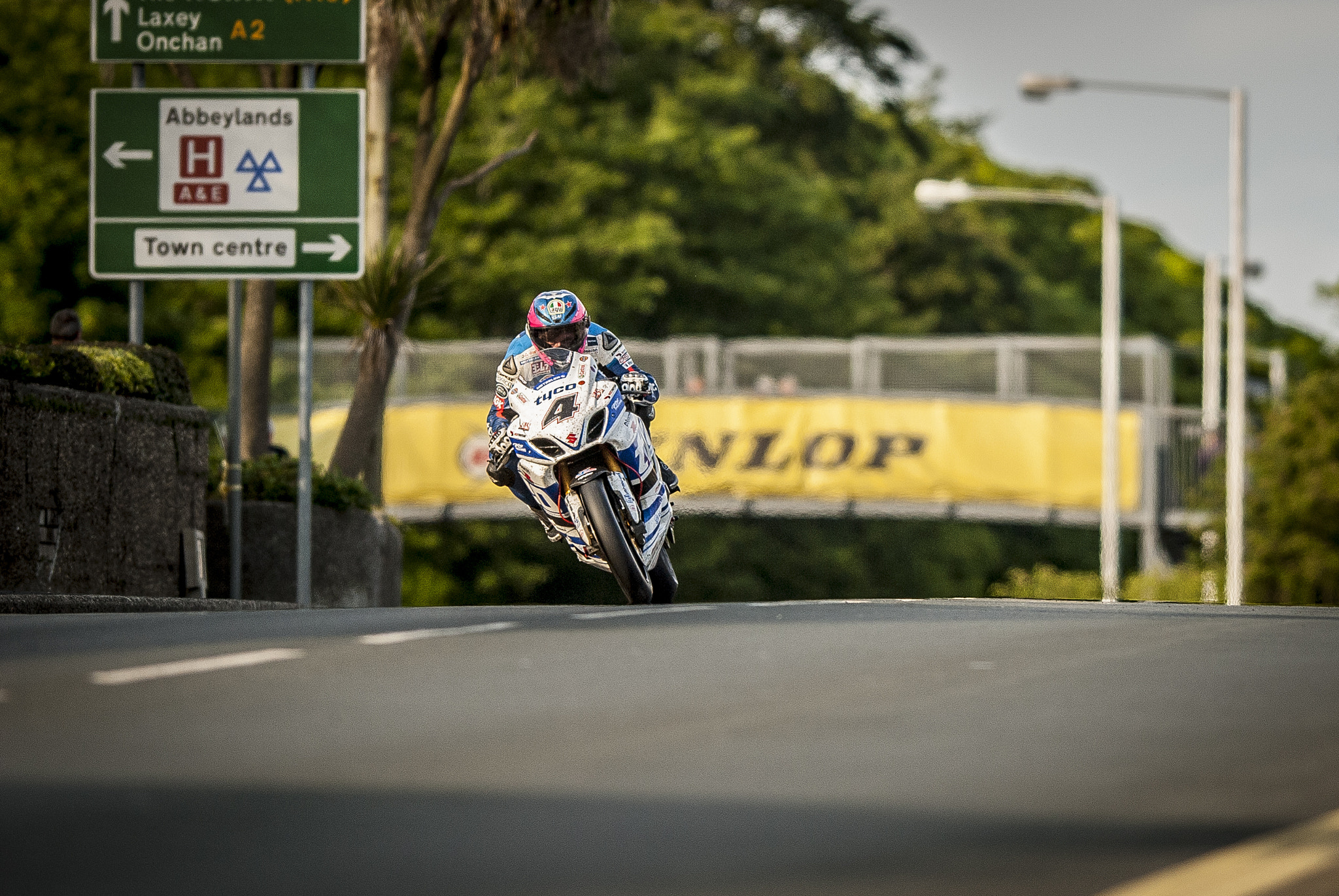 Nikon D200 + Nikon AF-S Nikkor 200mm F2G ED-IF VR sample photo. Guy martin tt 2014 photography