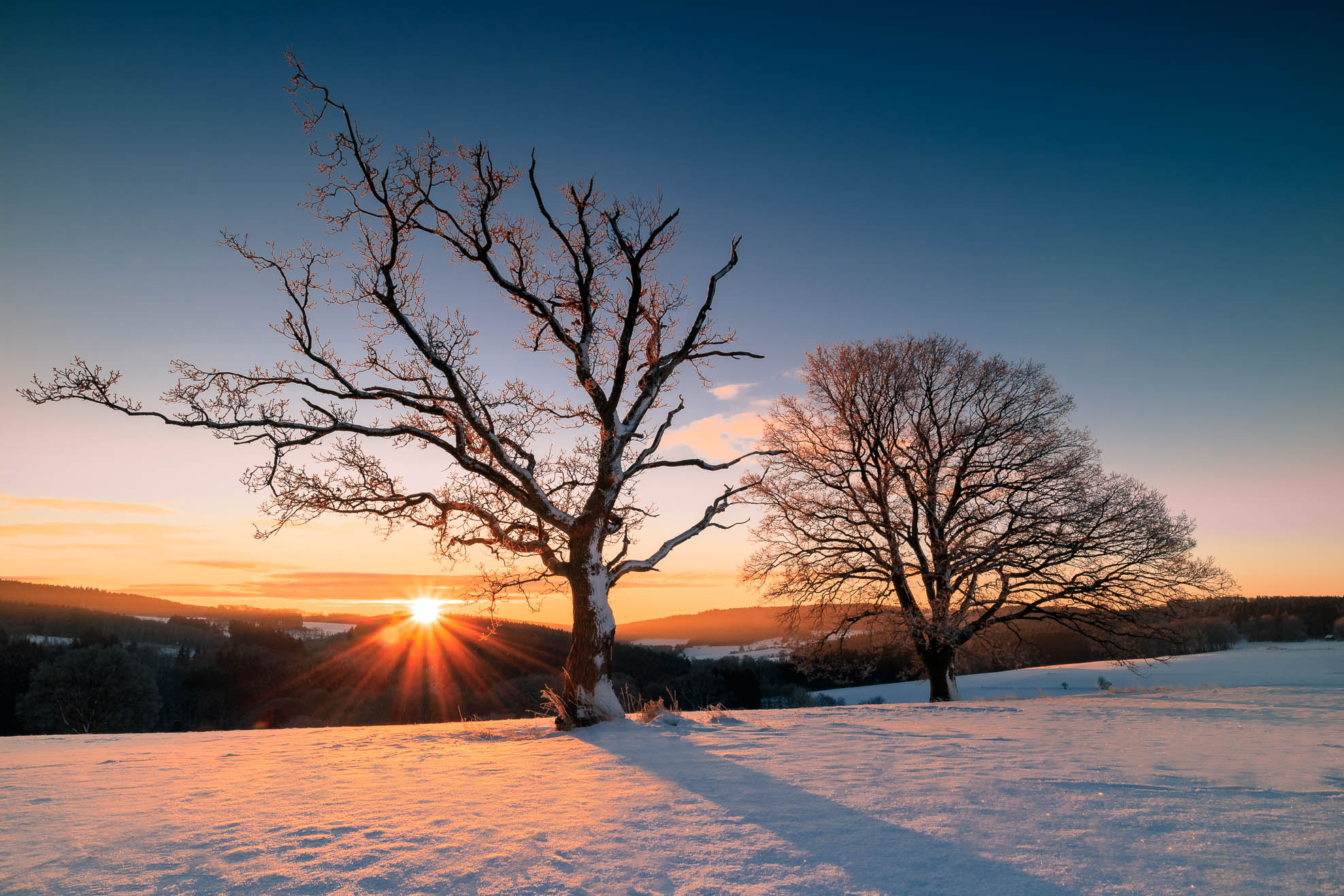 Canon EOS M3 + Canon EF-M 11-22mm F4-5.6 IS STM sample photo. Sonnenaufgang im sauerland photography