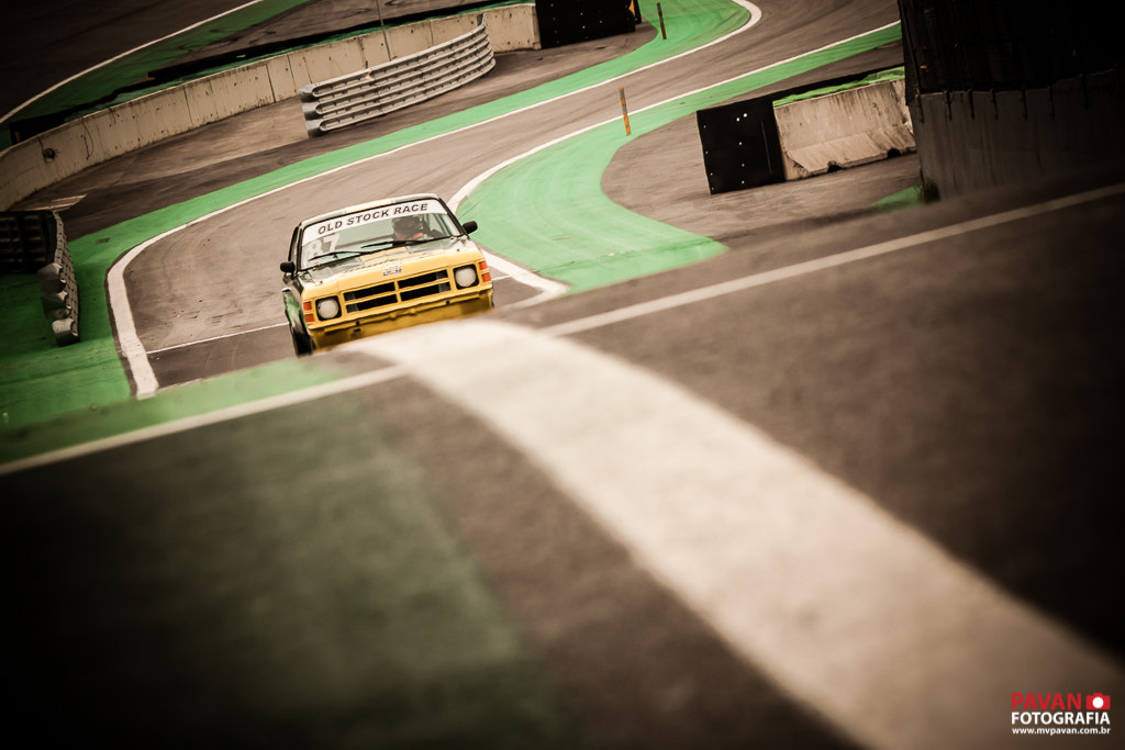 Canon EF 100-400mm F4.5-5.6L IS USM sample photo. Old but gold | old stock race photography