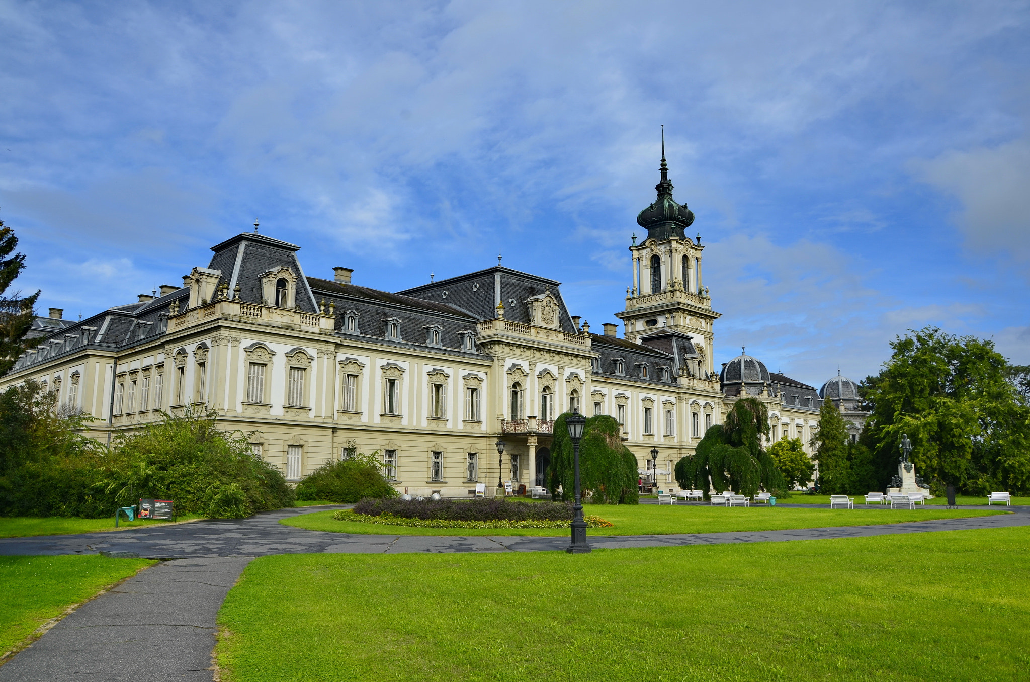 Sigma 18-250mm F3.5-6.3 DC OS HSM sample photo. Keszthely festetics kastely photography