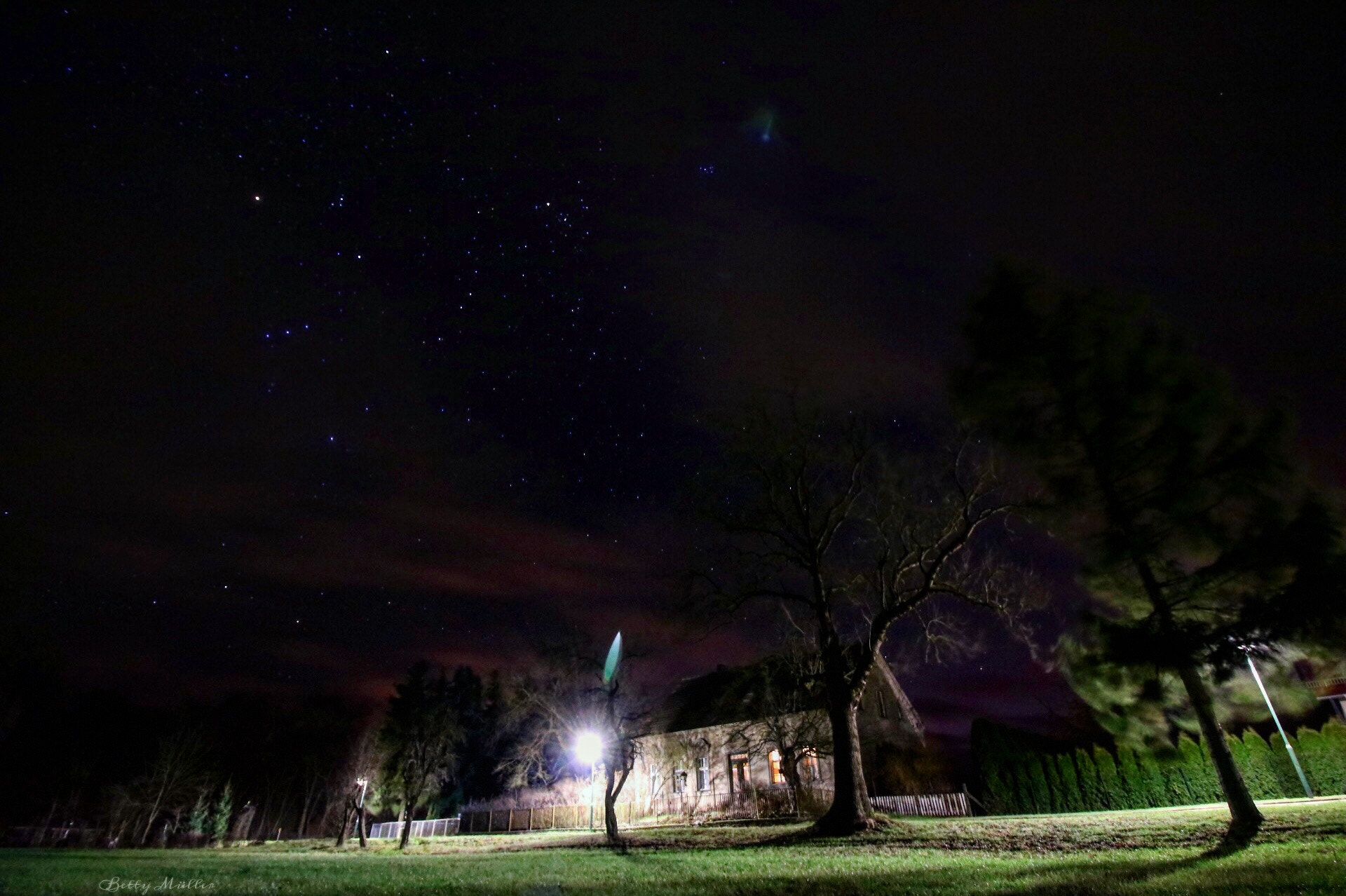 Canon EOS 750D (EOS Rebel T6i / EOS Kiss X8i) sample photo. Spooky photography