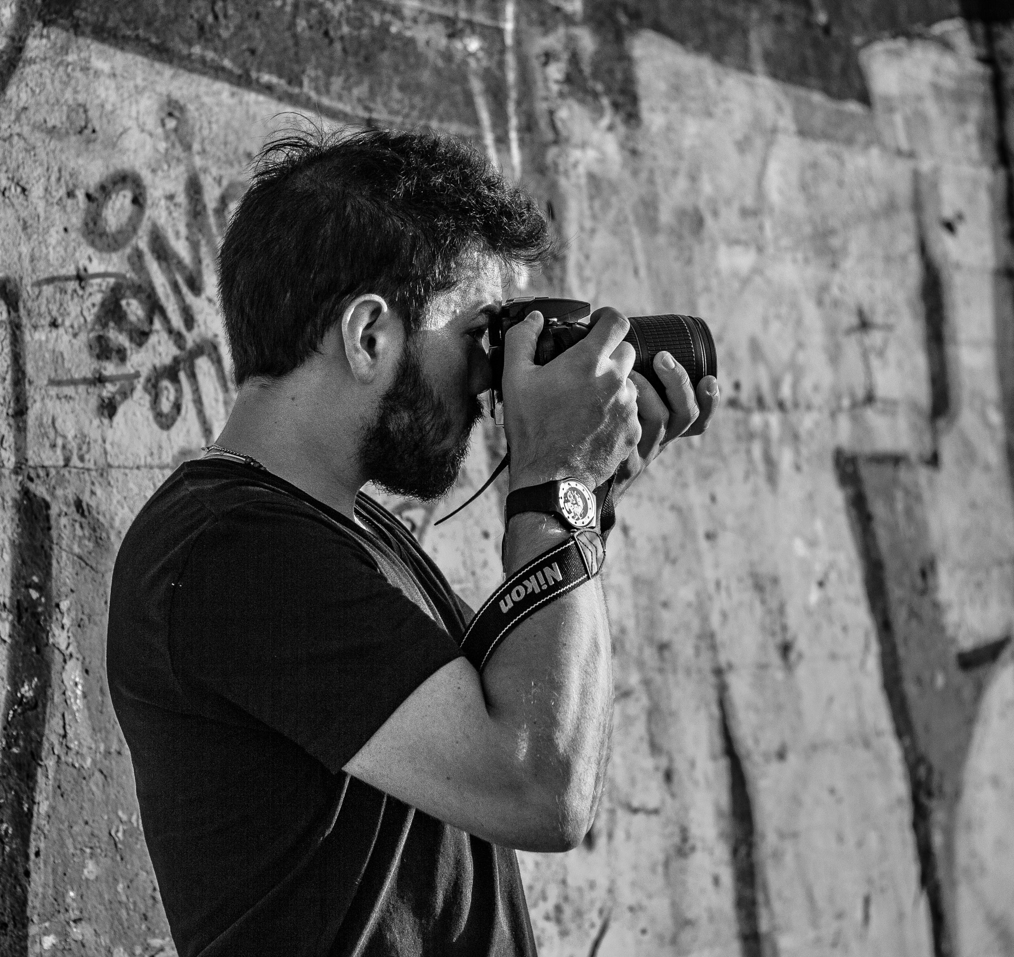 Canon EOS 550D (EOS Rebel T2i / EOS Kiss X4) sample photo. Went to take some pics with my best friend and he took this nice profile of me. love it! photography