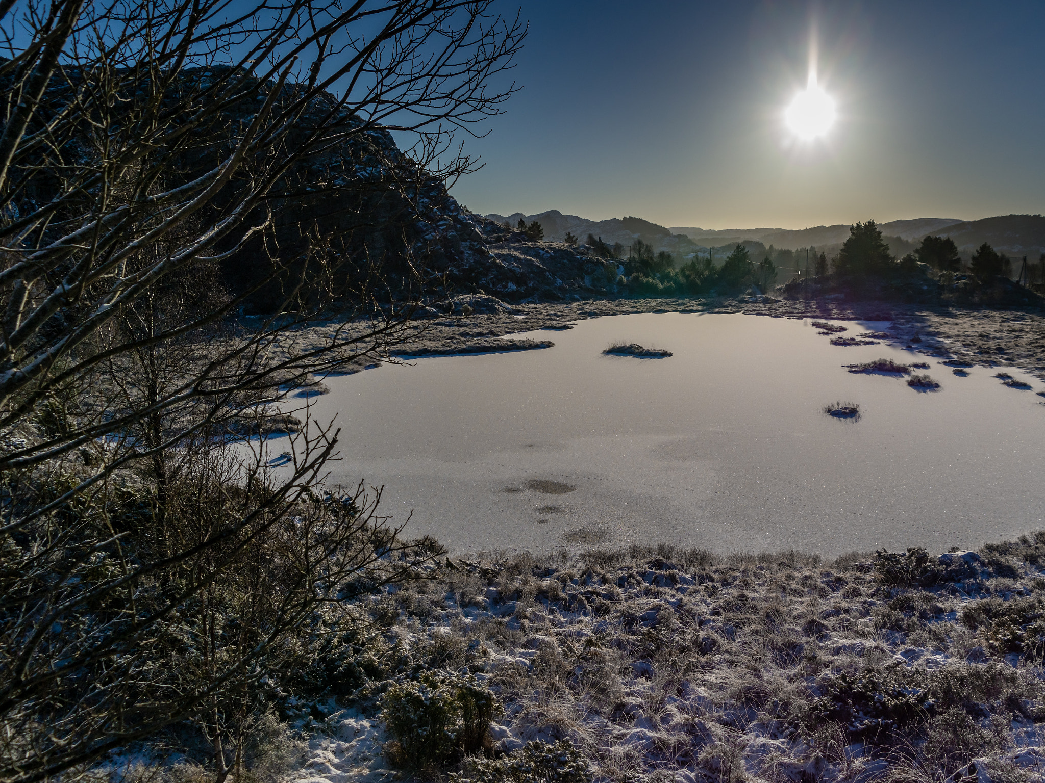 Samsung NX30 + Samsung NX 18-55mm F3.5-5.6 OIS sample photo. "frosen swamp" photography