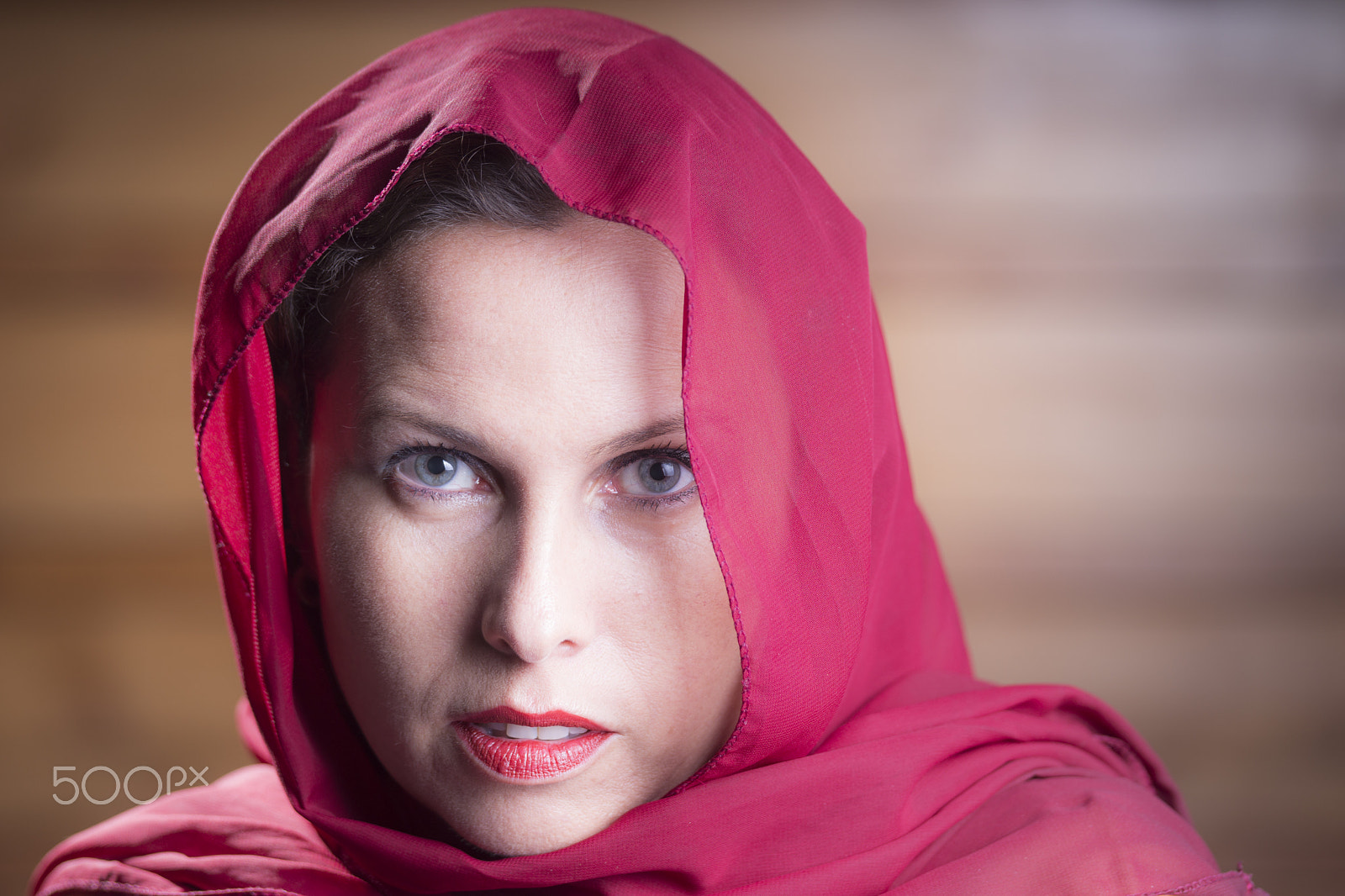 Sony 70-400mm F4-5.6 G SSM II sample photo. Ana paredes - foto de estudio photography