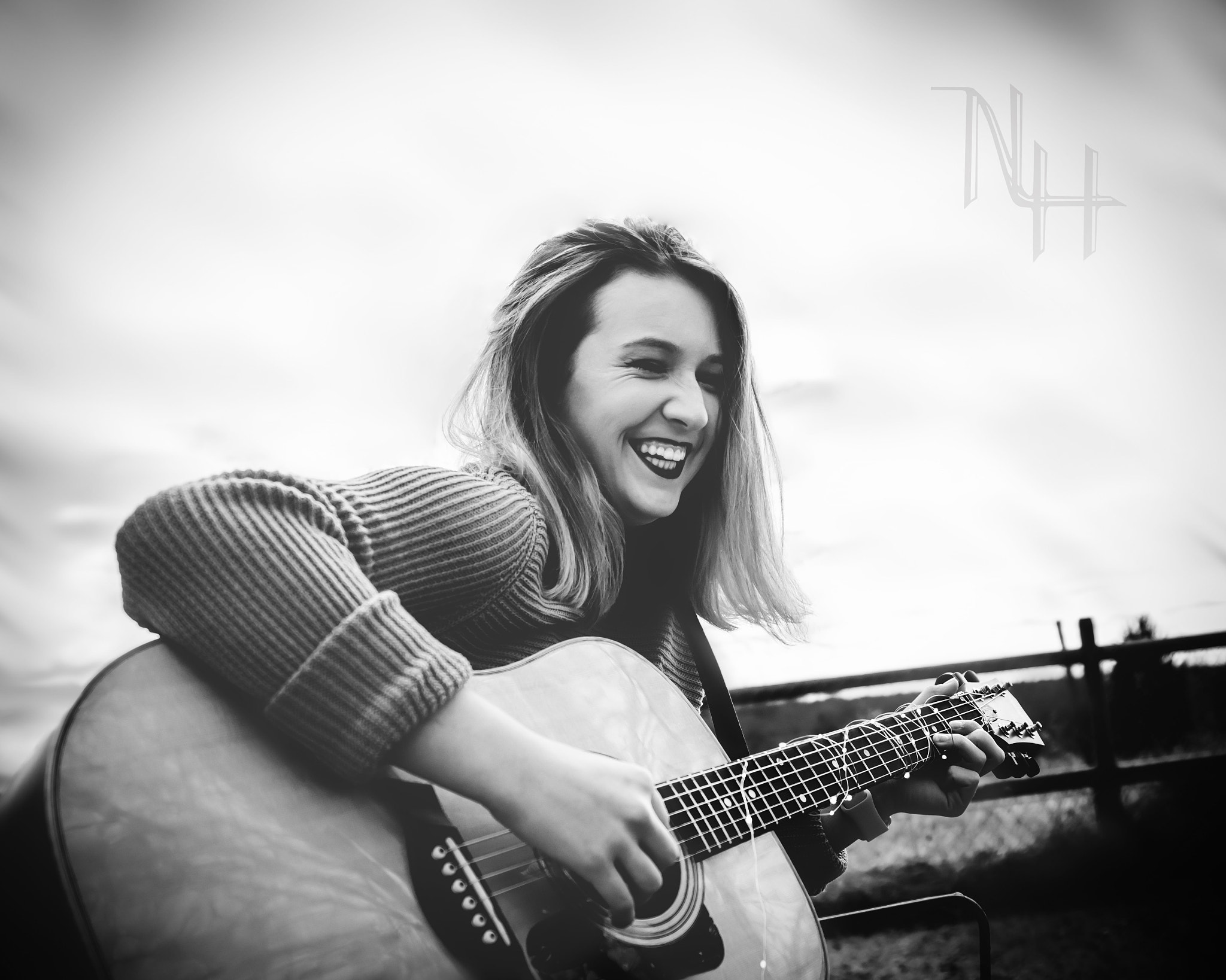 Canon EF 400mm f/2.8L sample photo. Mackenzie black and white photography