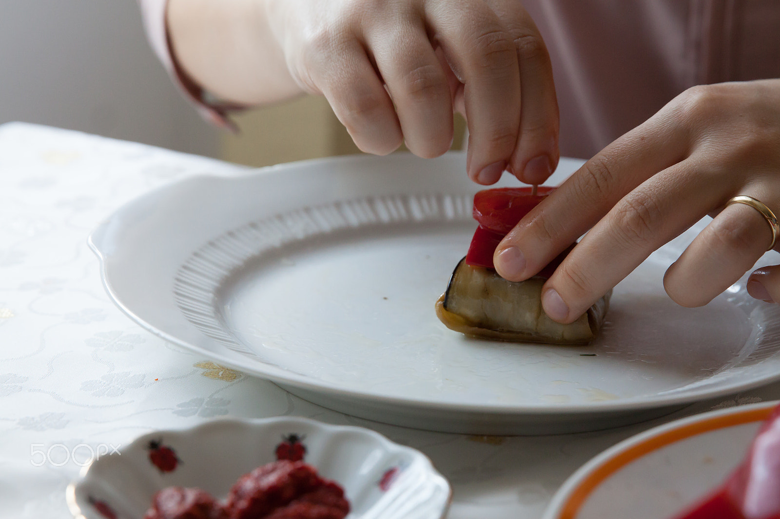 Canon EF 24-70mm F2.8L II USM sample photo. Making kebab with eggplants and tomatoes photography
