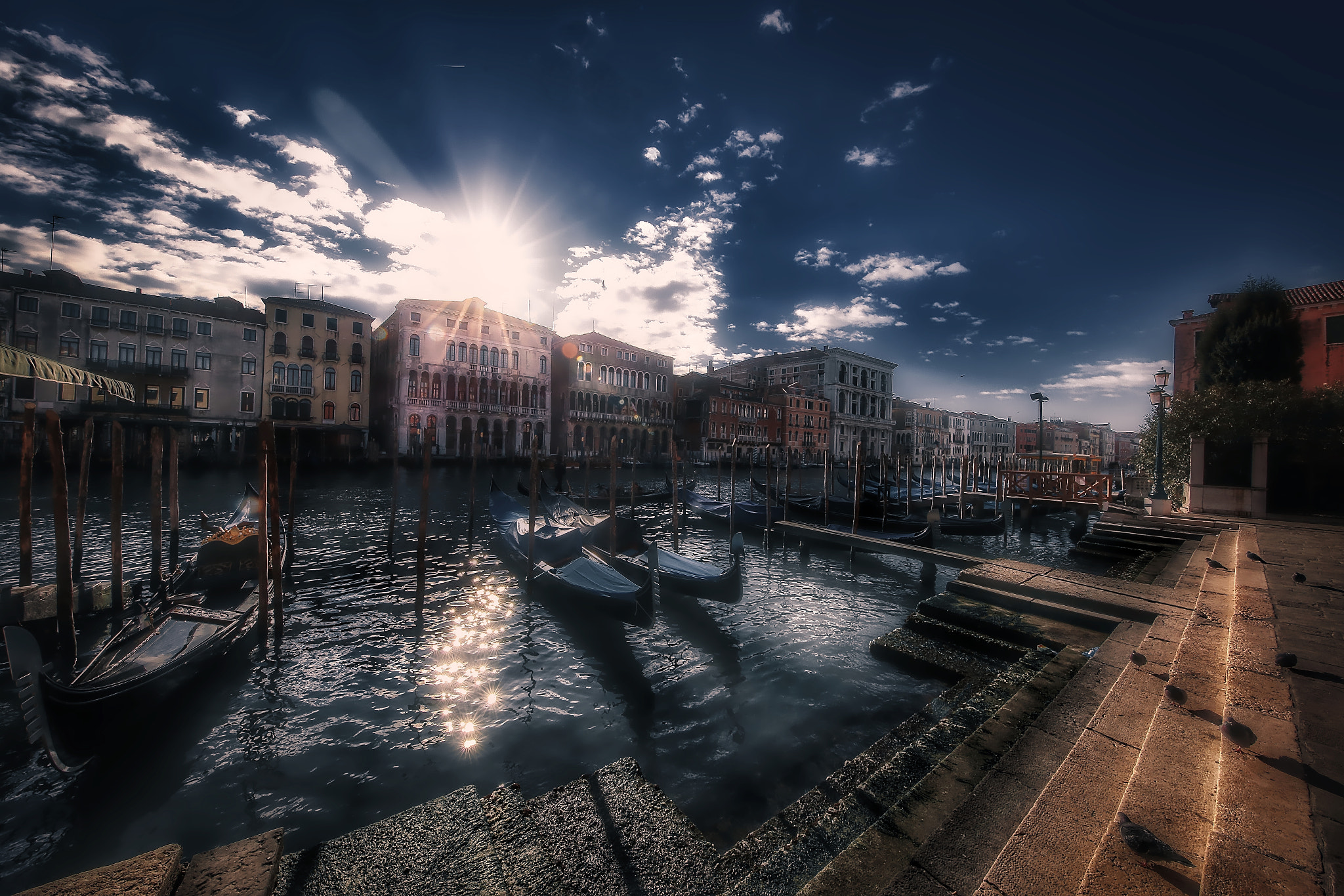 Canon EOS 6D + Canon EF 11-24mm F4L USM sample photo. Venice photography