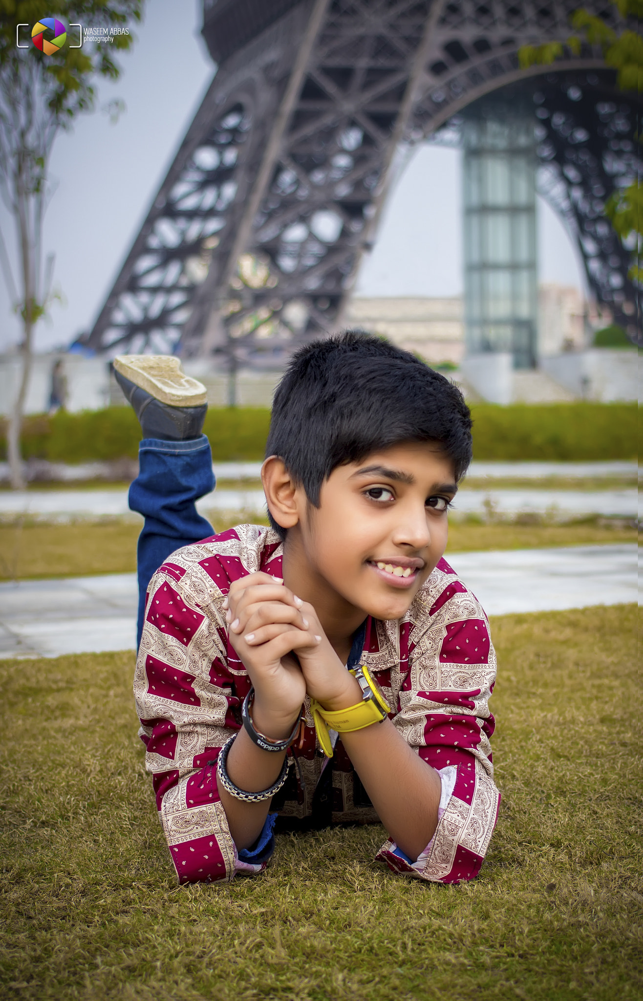 Canon EOS 600D (Rebel EOS T3i / EOS Kiss X5) + Canon EF 40mm F2.8 STM sample photo. Haider waseem photography