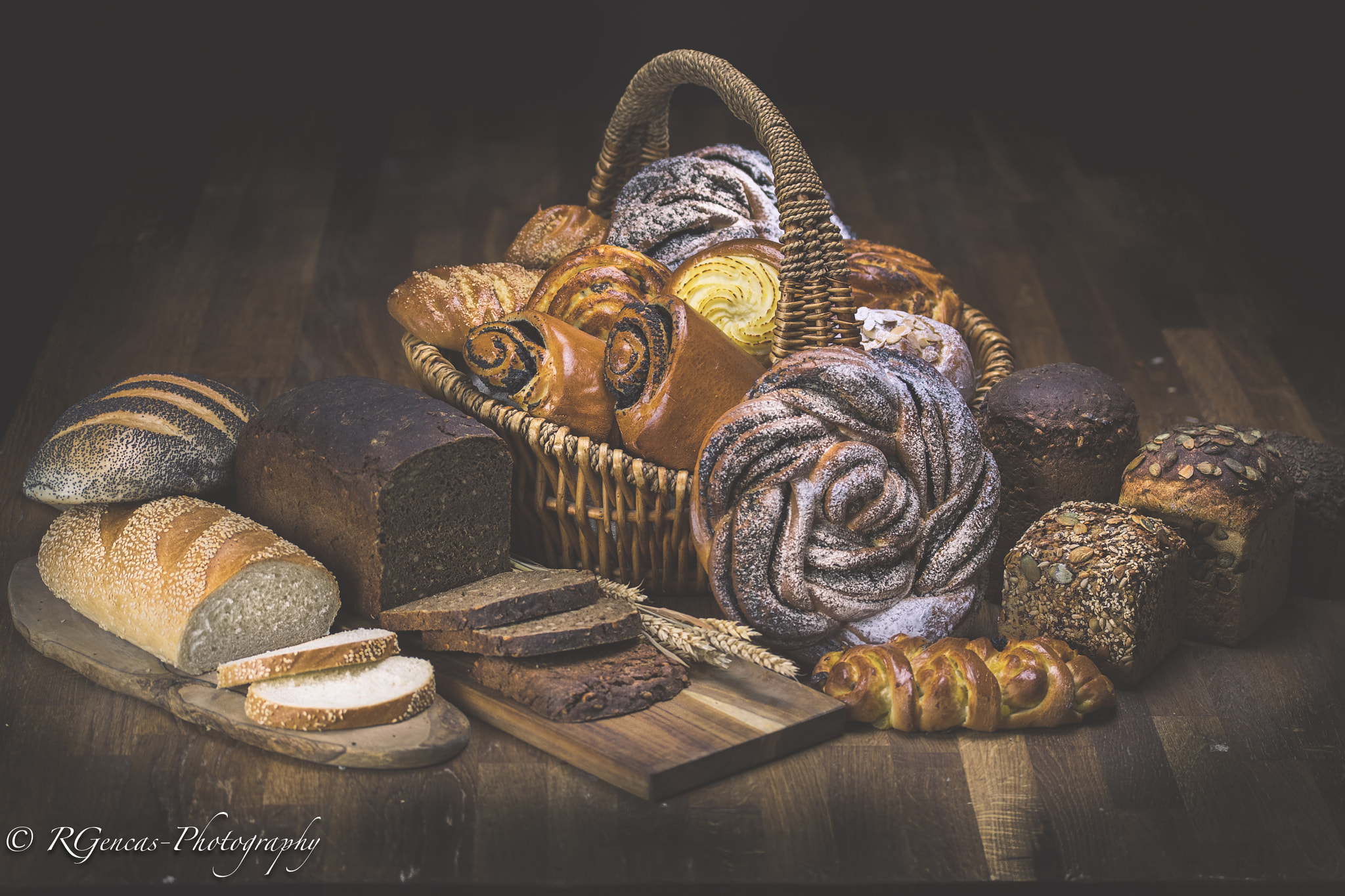 Sony a7 II + Sony DT 50mm F1.8 SAM sample photo. Bread&buns photography