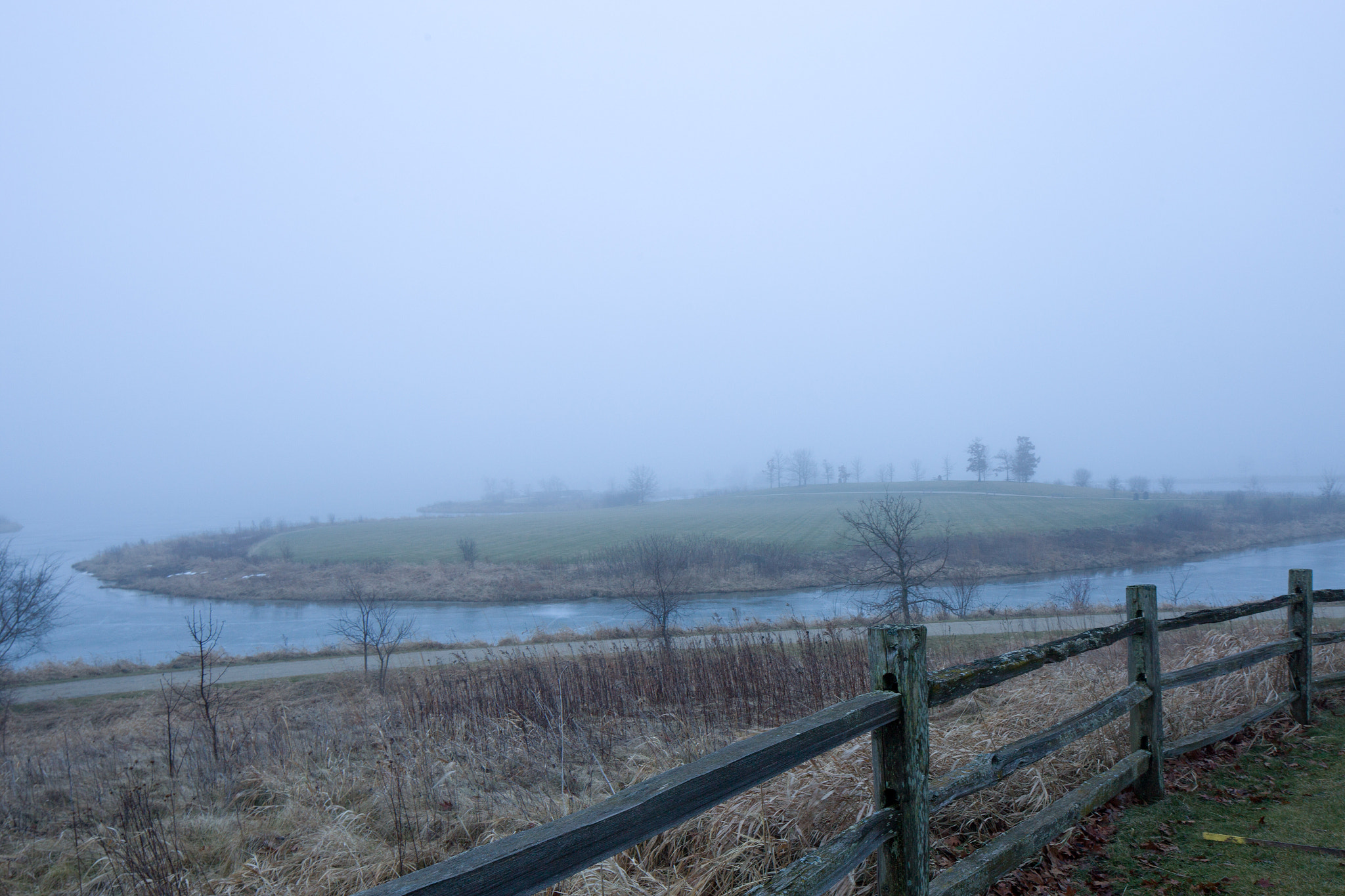 Canon TS-E 24.0mm f/3.5 L II sample photo. Silent photography