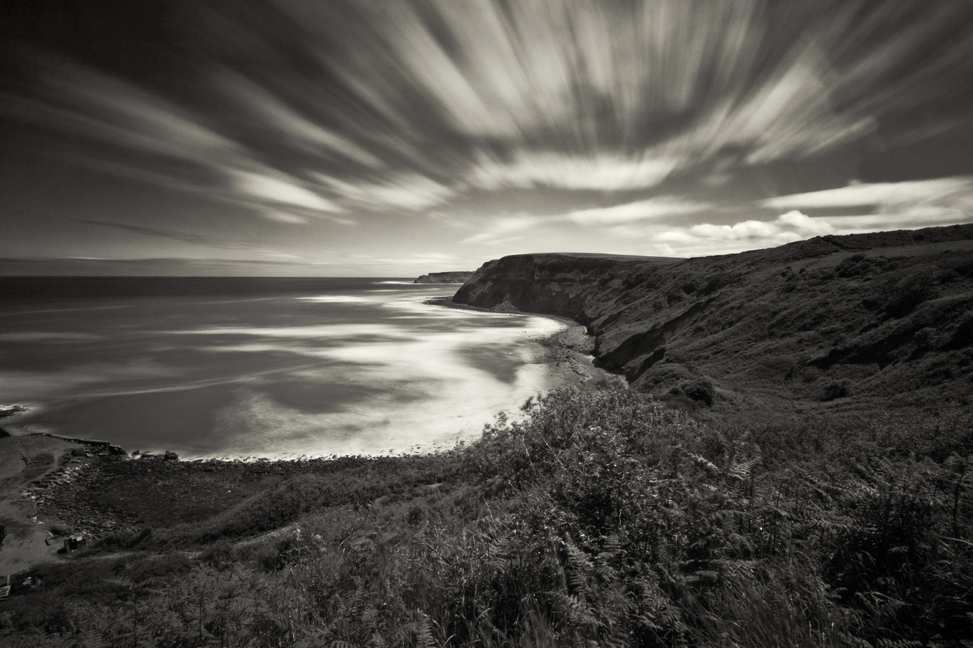 Canon EF-S 10-22mm F3.5-4.5 USM sample photo. Catch the wind photography