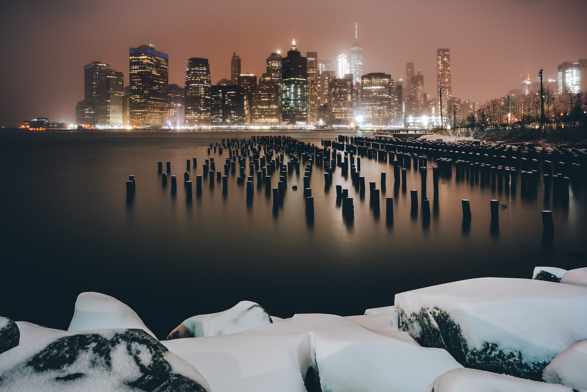 E 21mm F2.8 sample photo. Gotham photography