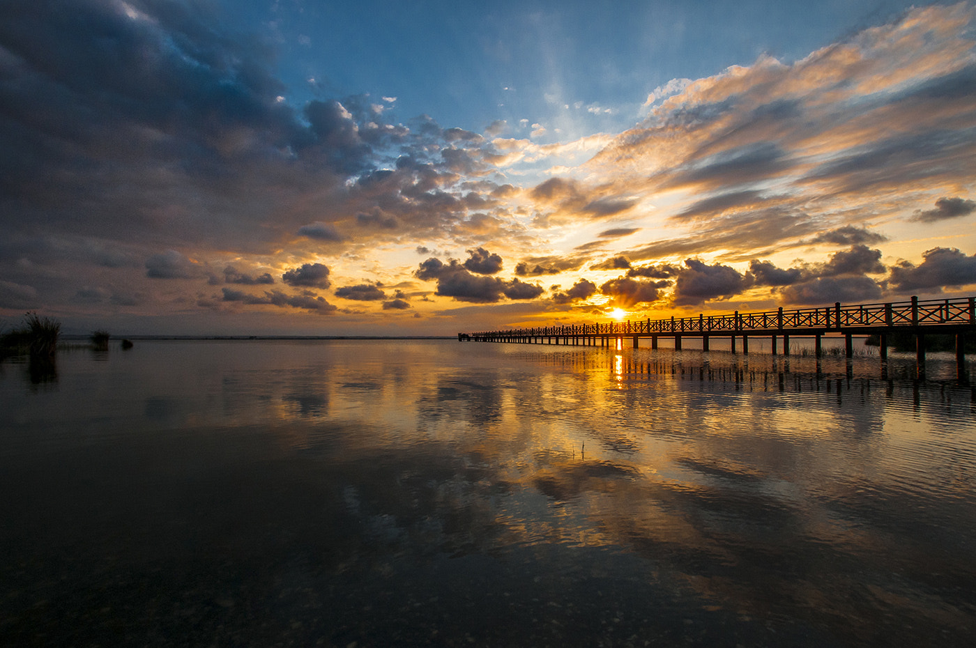 Nikon D300 + Sigma 10-20mm F3.5 EX DC HSM sample photo. Sunset photography