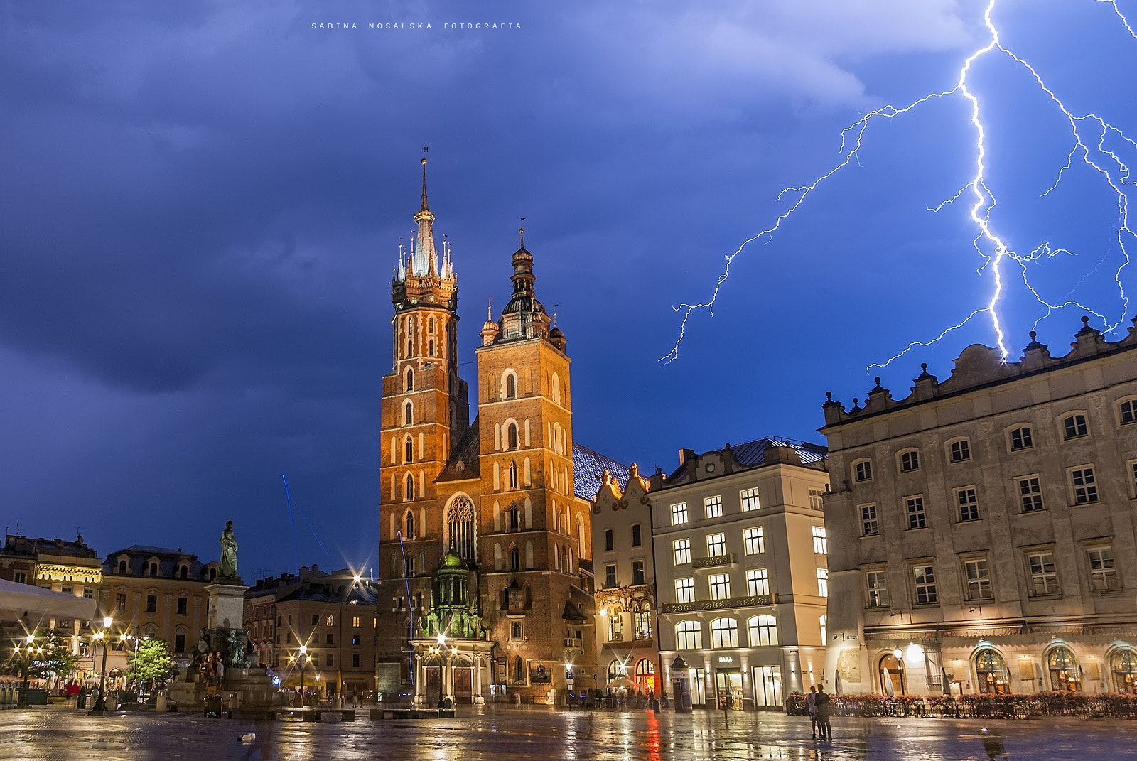 Pentax K200D sample photo. During a storm photography