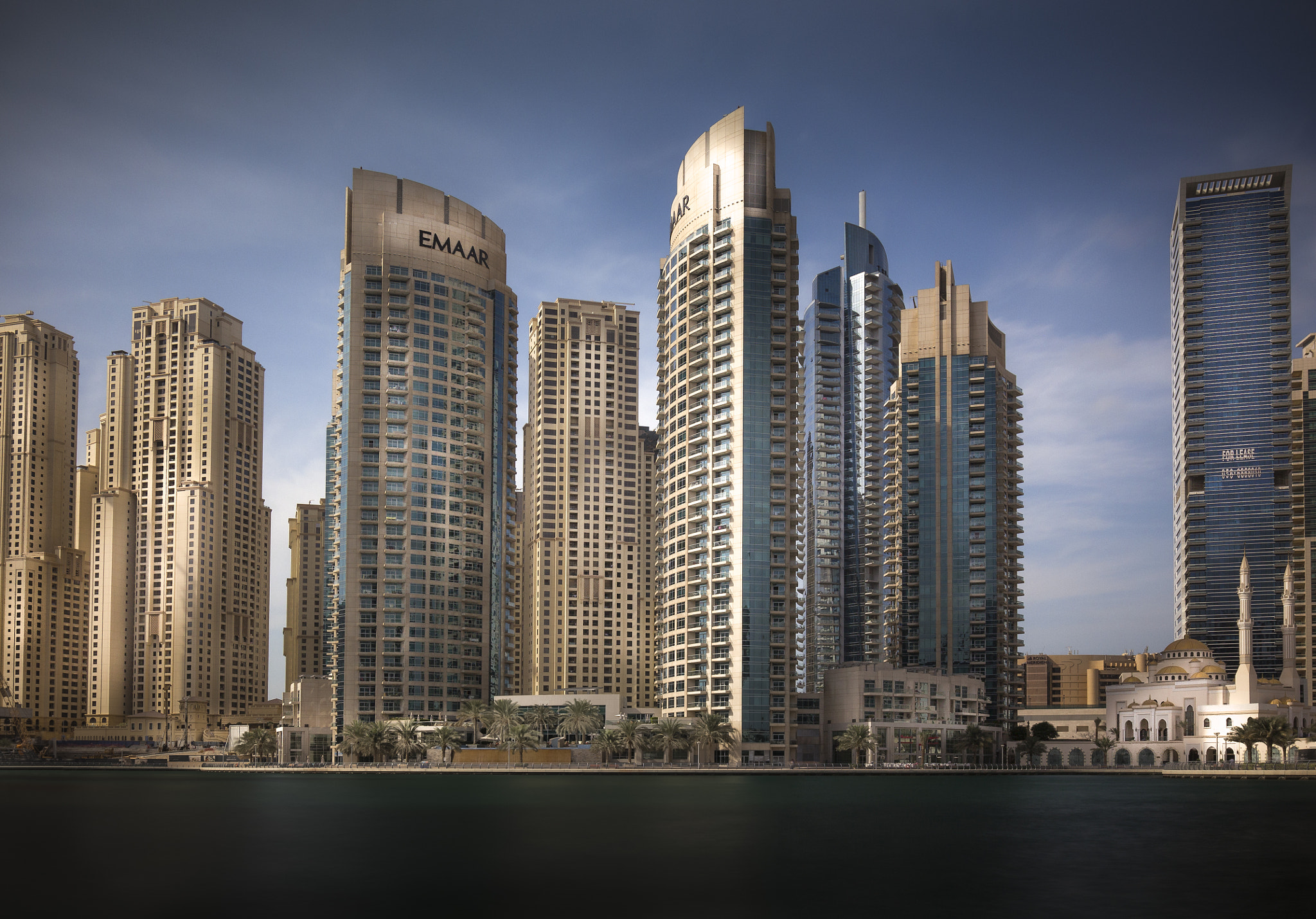 Canon EF 16-35mm F4L IS USM sample photo. Dubai marina photography
