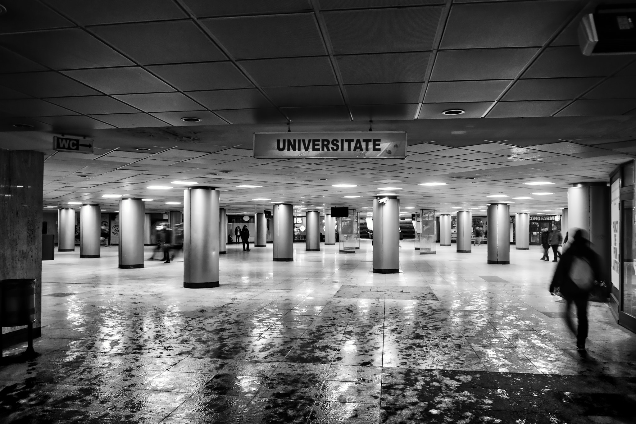 Canon EF 16-35mm F4L IS USM sample photo. Underground photography