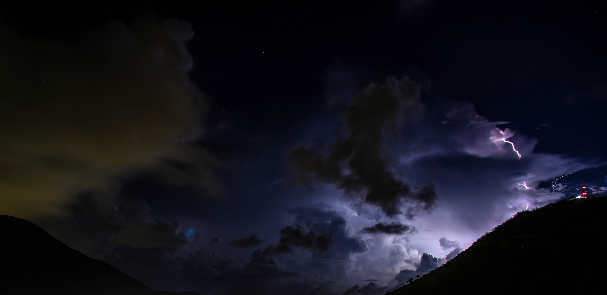 Canon EF-S 17-55mm F2.8 IS USM sample photo. Love me thunder photography